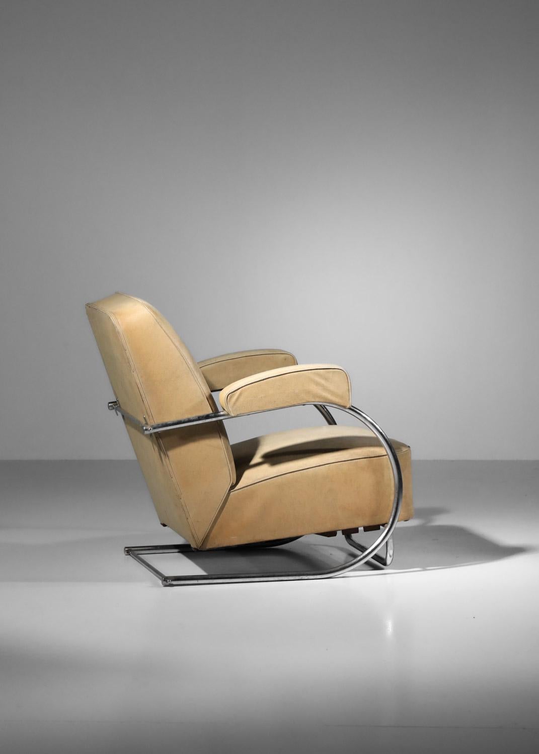 Modernist armchair in chromed steel tube and imitation leather from the 40's For Sale 3