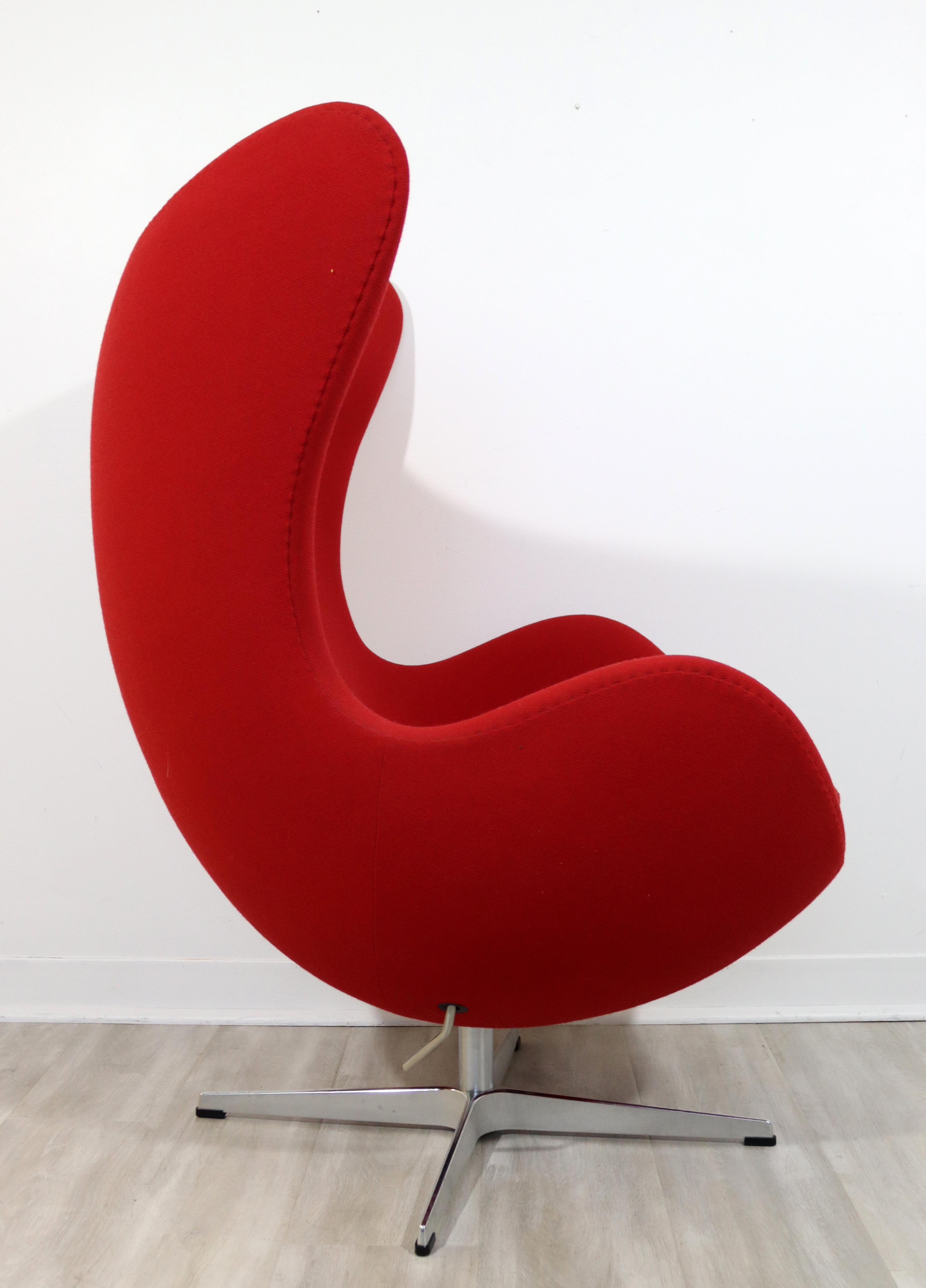 dwr womb chair