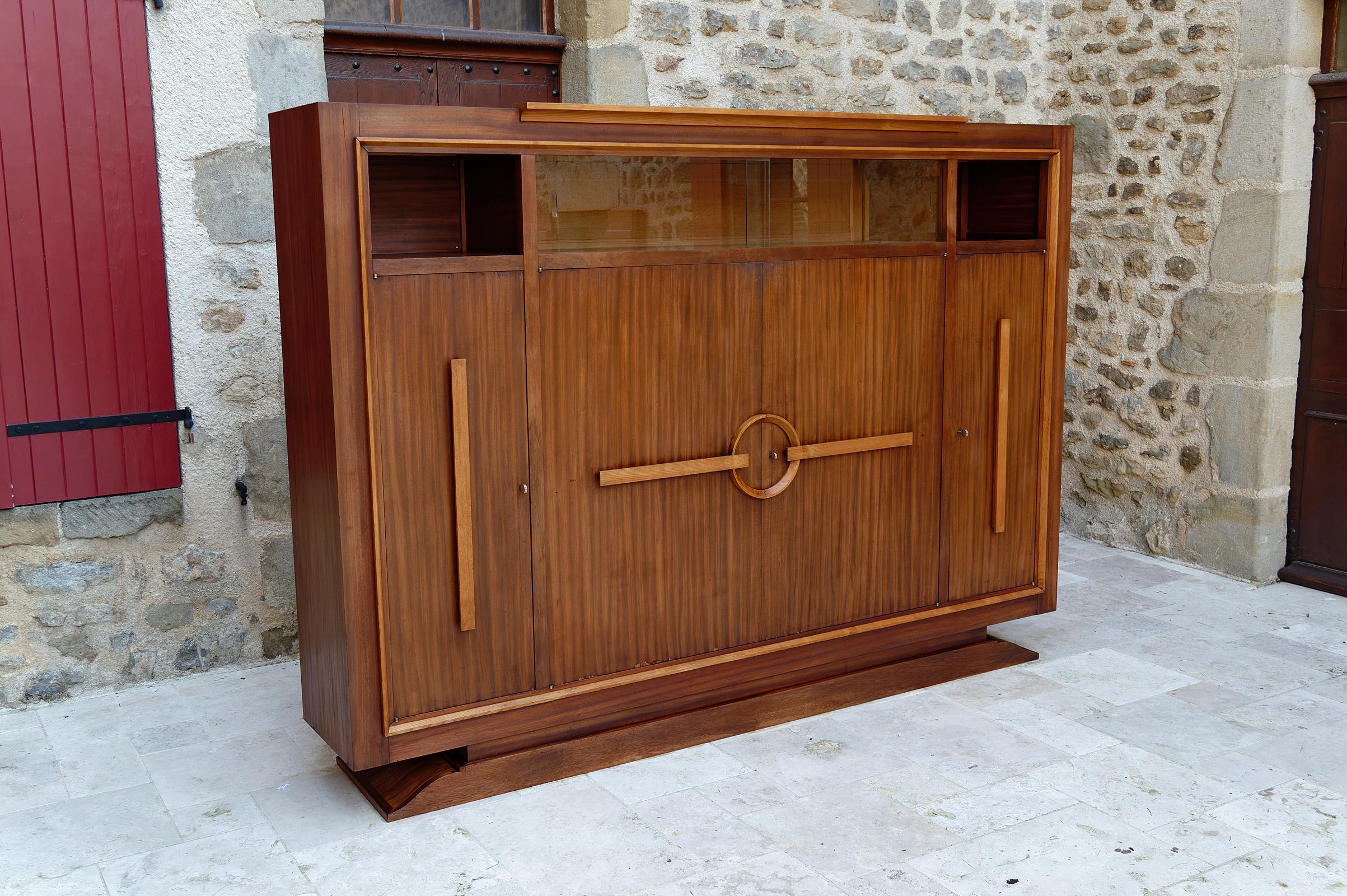 Mid-20th Century Modernist Art Deco bookcase / cabinet, Attributed to Auguste Vallin, France For Sale