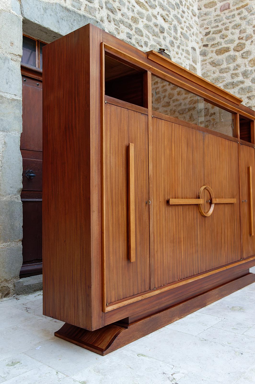 Modernist Art Deco bookcase / cabinet, Attributed to Auguste Vallin, France For Sale 1