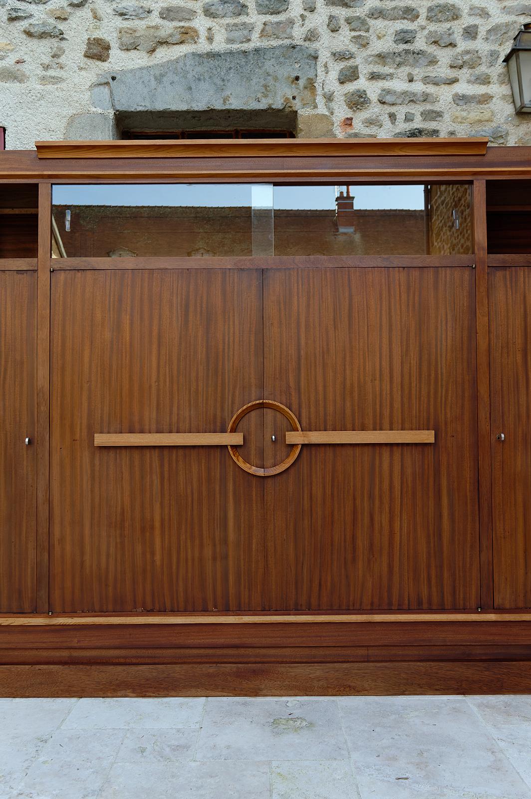 Modernist Art Deco bookcase / cabinet, Attributed to Auguste Vallin, France For Sale 3