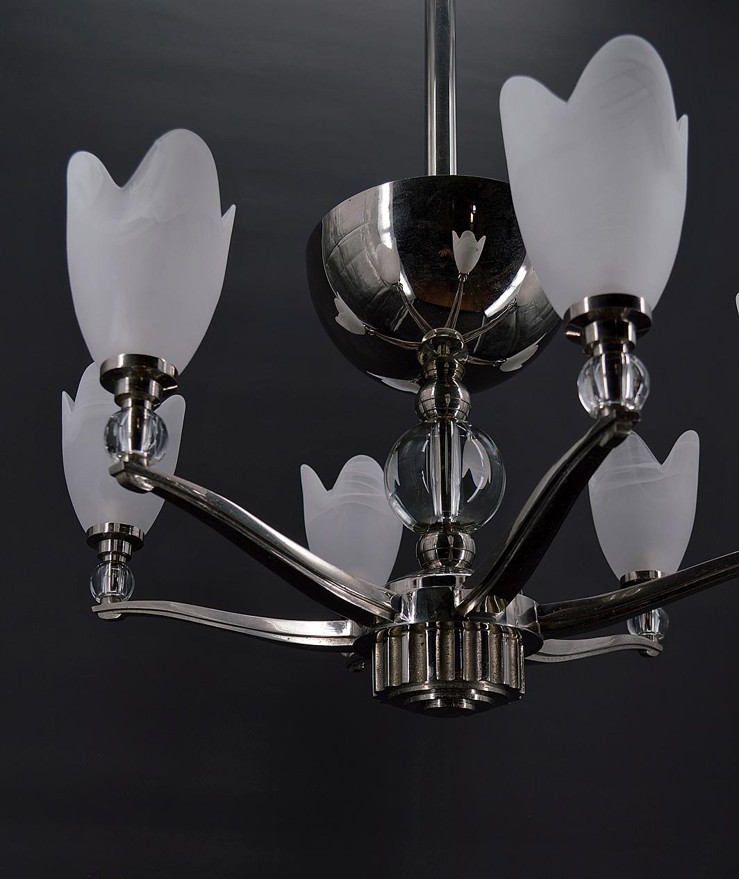 Lustre Art déco moderniste en chrome, France, datant d'environ 1930 en vente 5
