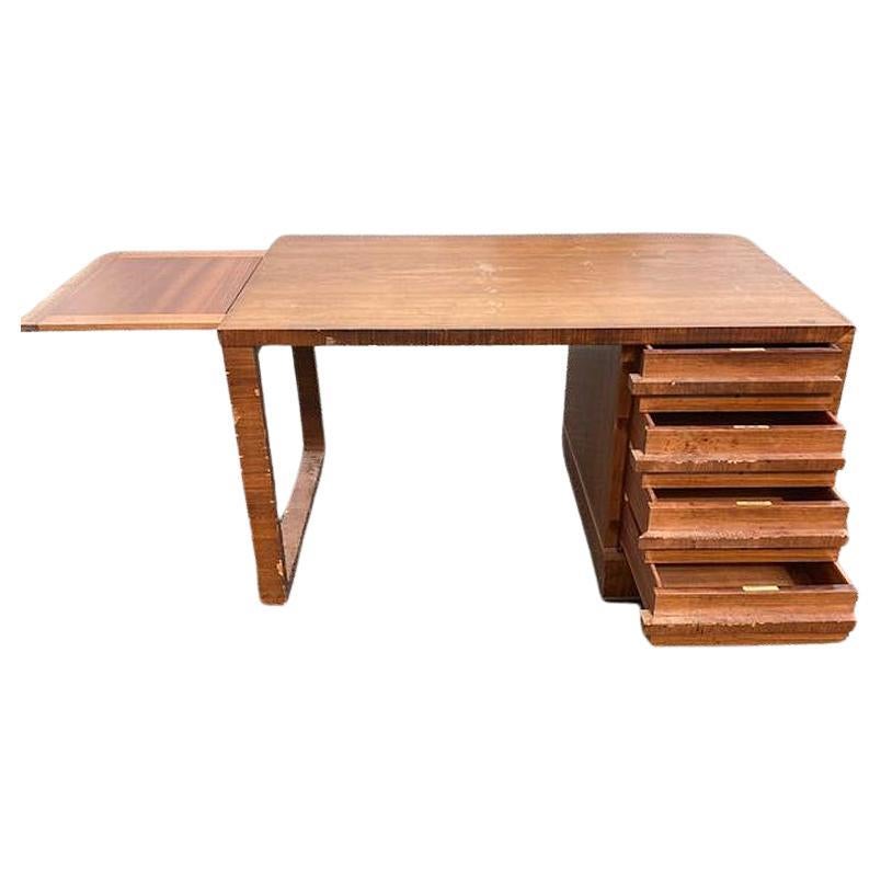 modernist art deco desk in walnut circa 190/1940
To be restored, missing wood veneer