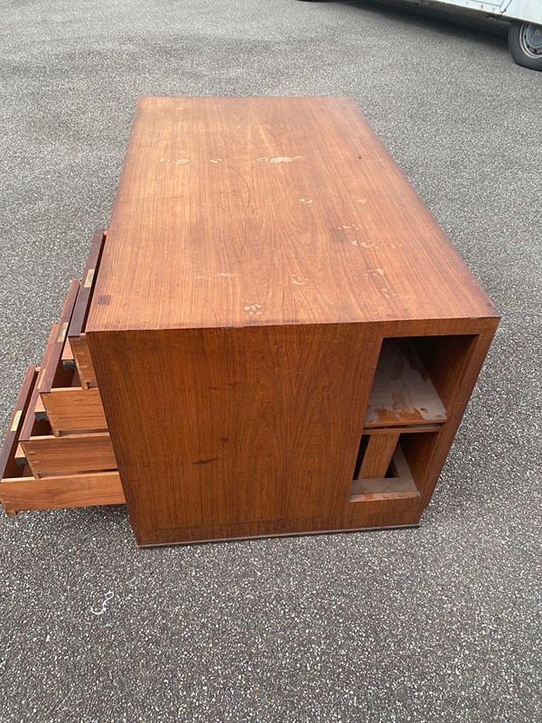 modernist art deco desk in walnut circa 190/1940  In Fair Condition For Sale In Saint-Ouen, FR