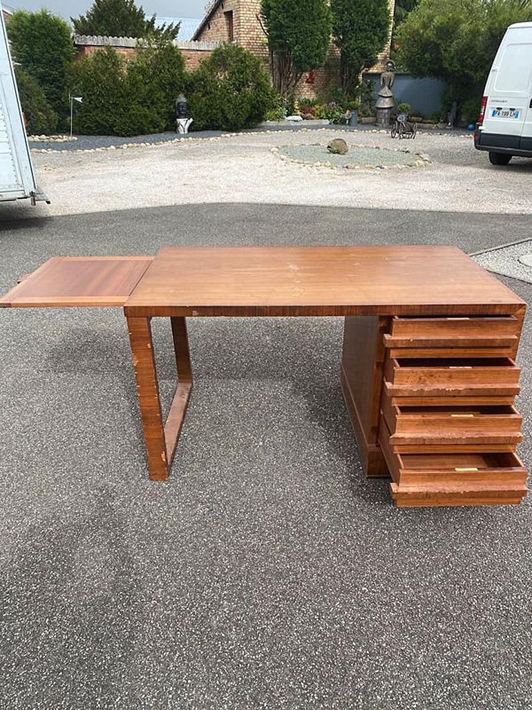 modernistischer art deco schreibtisch in nussbaum um 190/1940 (Walnuss) im Angebot