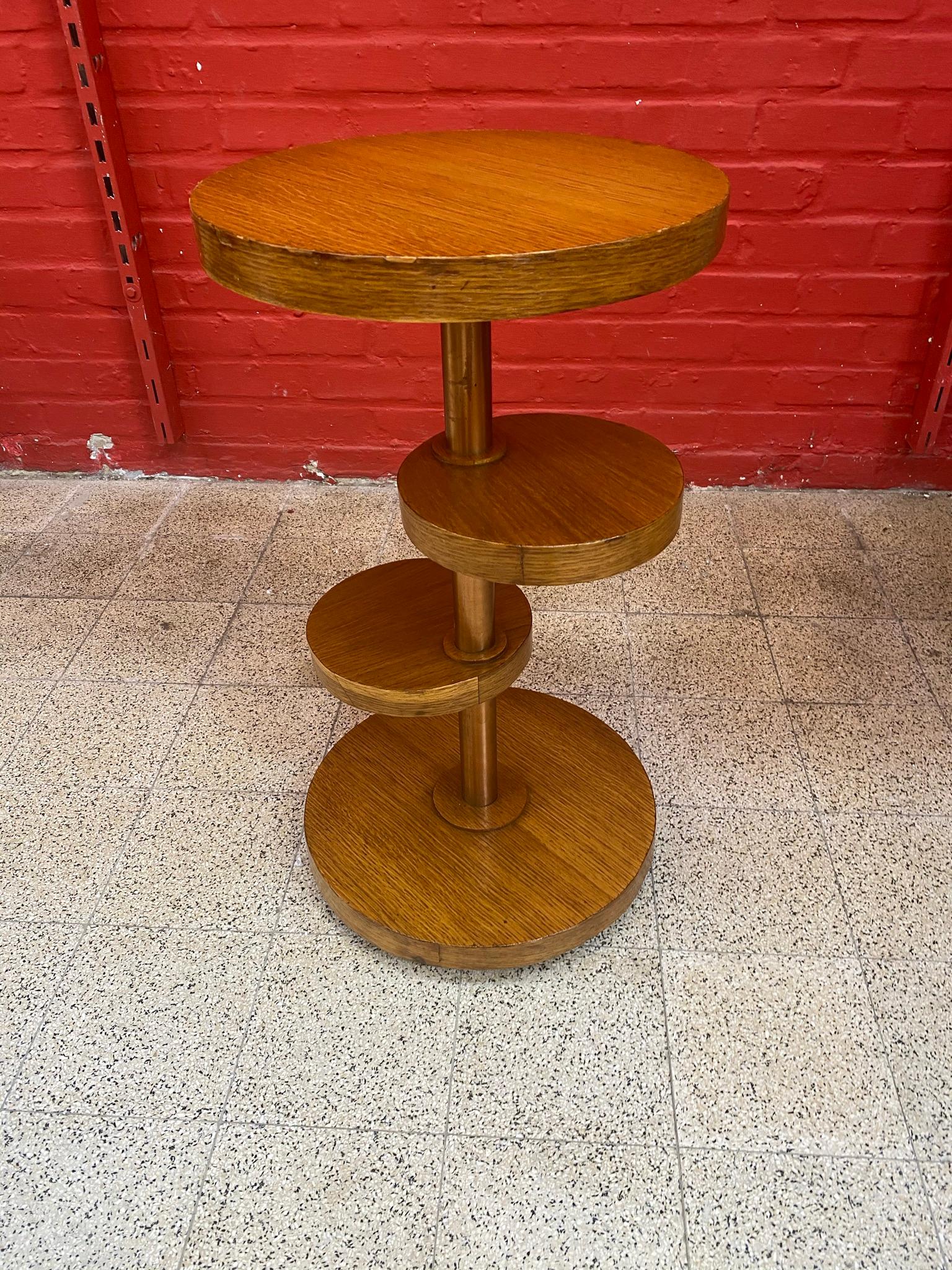 Modernist Art Deco Guéridon in Oak Veneer and Coppery Brass, circa 1930 In Good Condition For Sale In Saint-Ouen, FR