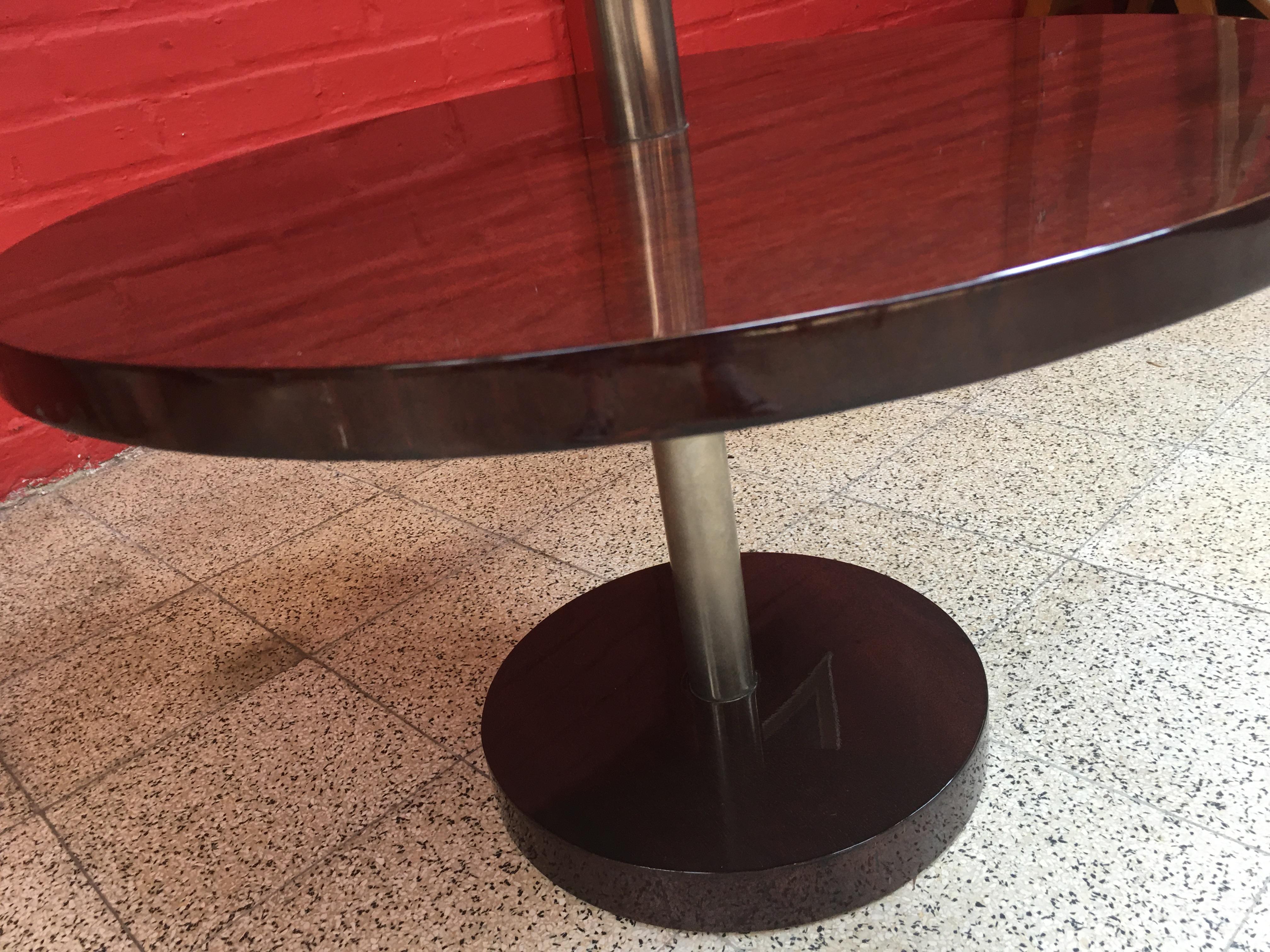 Modernist Art Deco Gueridon in Walnut Veneer and Chrome, circa 1930 For Sale 4