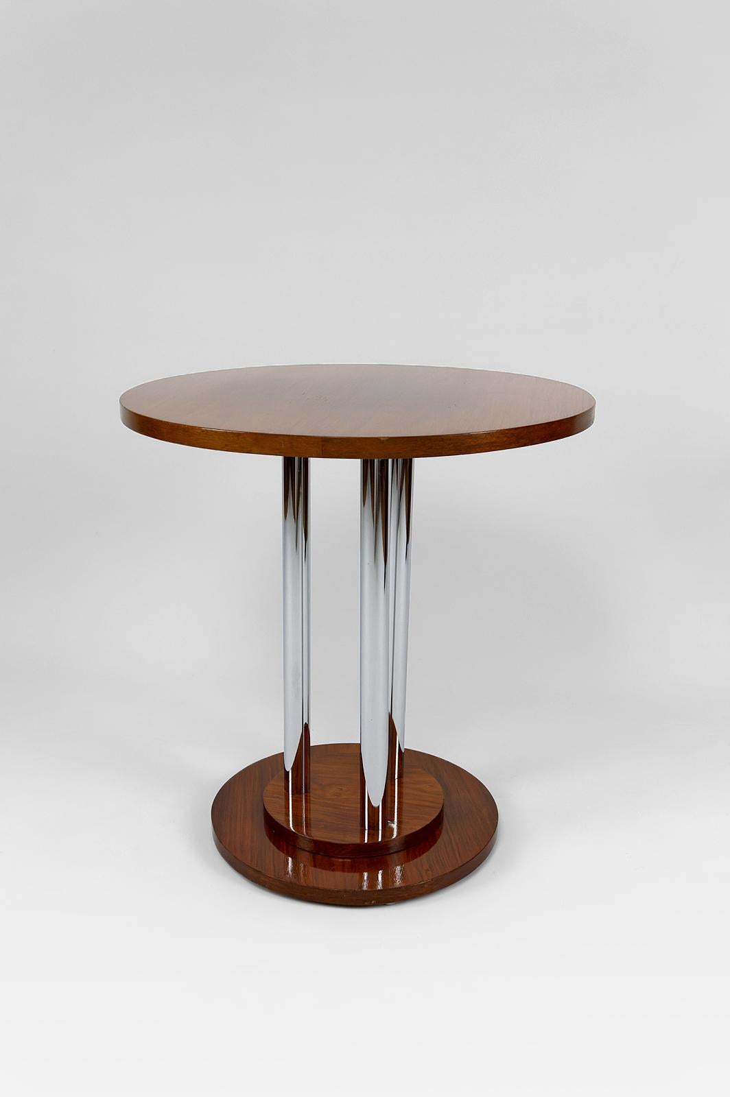 Modernist Art Deco pedestal table in walnut and chrome, France, Circa 1930 For Sale 6