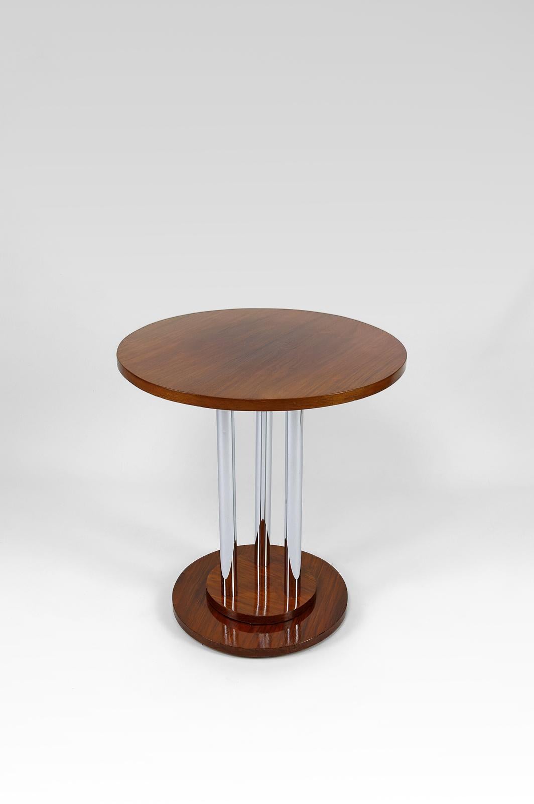 French Modernist Art Deco pedestal table in walnut and chrome, France, Circa 1930 For Sale