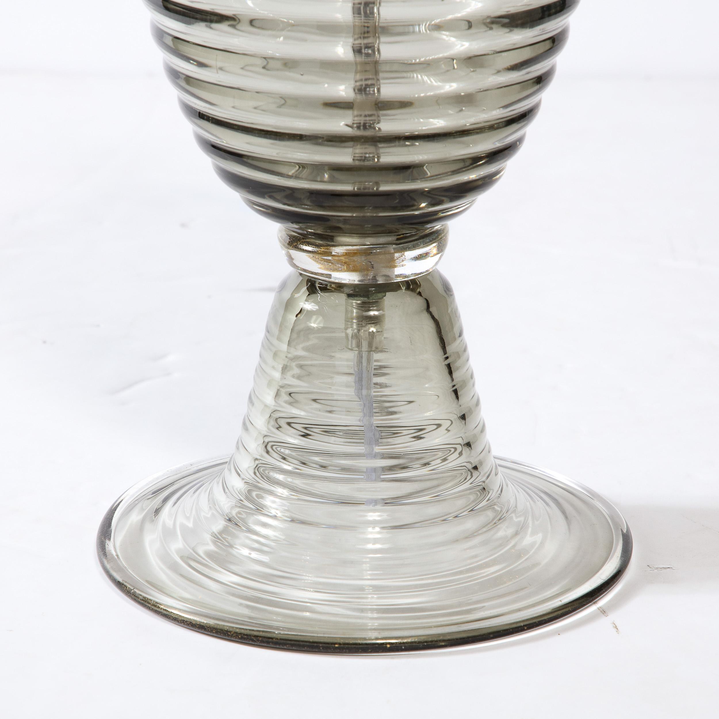 XXIe siècle et contemporain Lampes de table de style Art déco moderniste en verre de Murano fumé soufflé à la main en vente