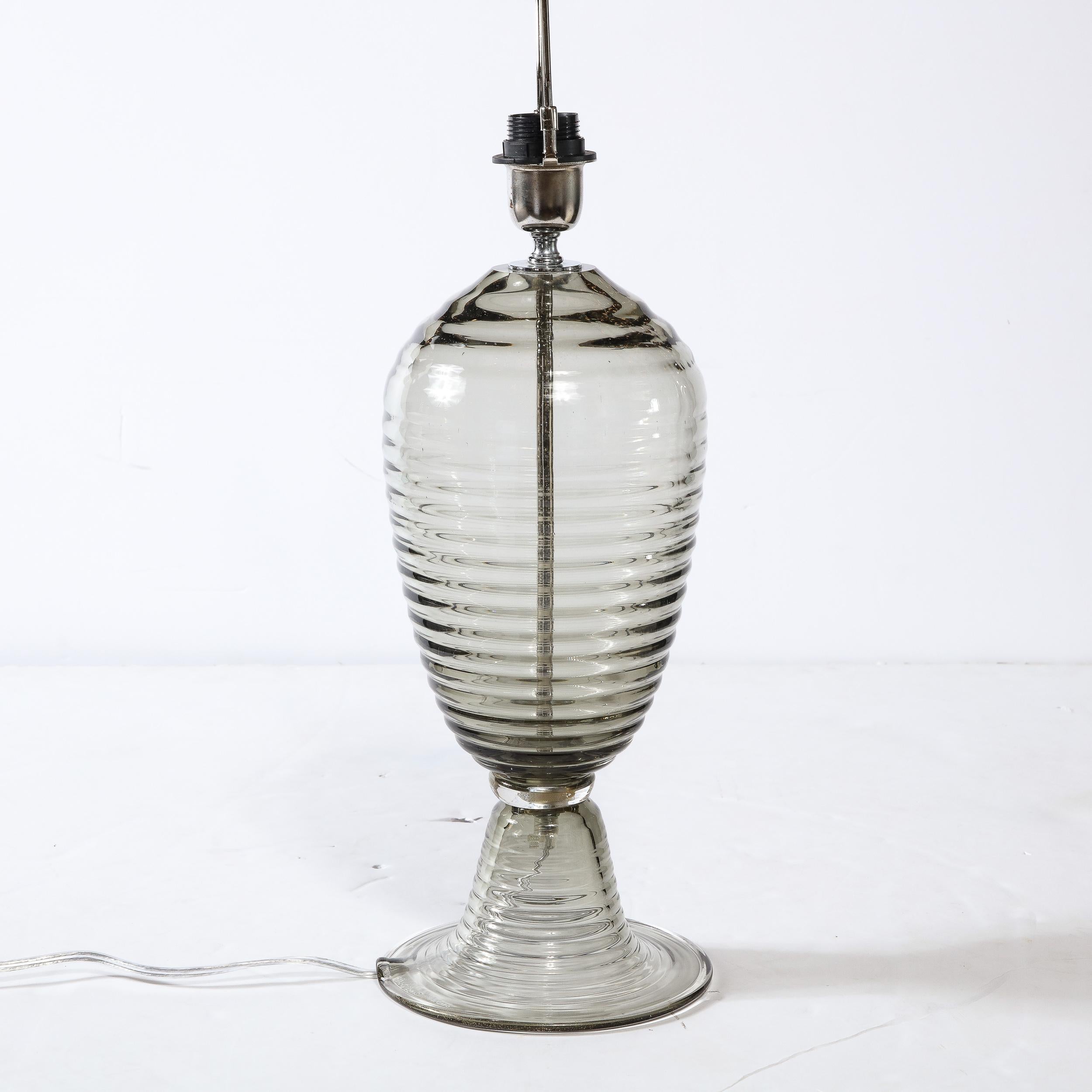 Lampes de table de style Art déco moderniste en verre de Murano fumé soufflé à la main en vente 1