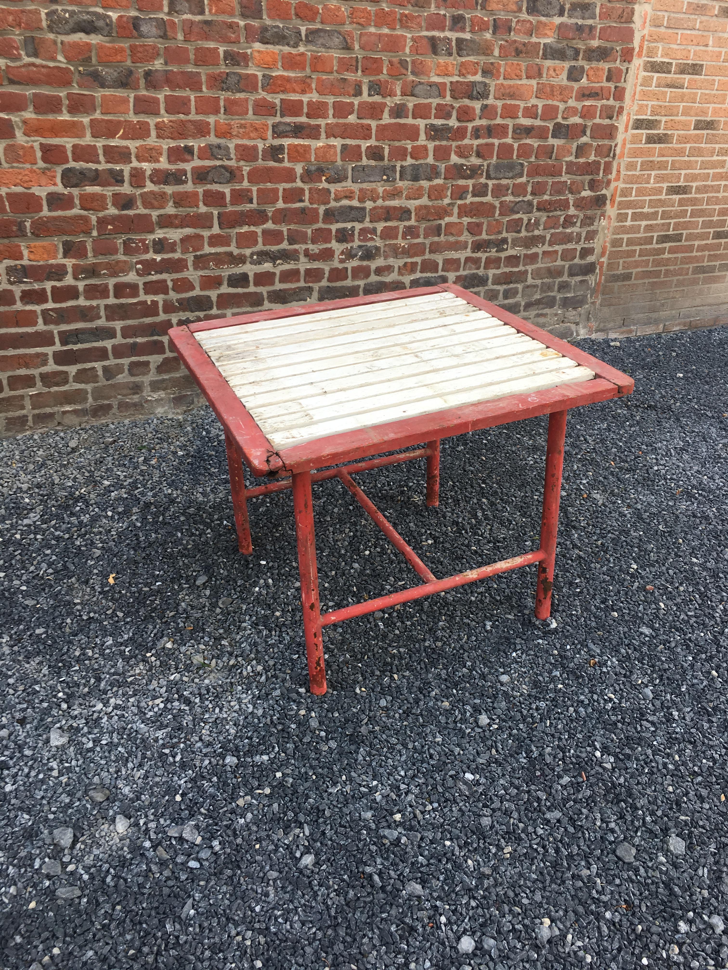 Modernist art deco table in the style of Pierre Dariel or Robert mallet Stevens, circa 1930
2 armchairs and six chairs are also available
distressed.