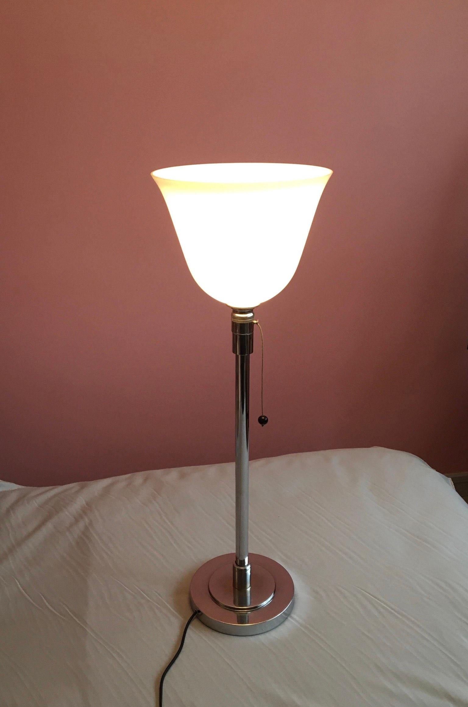 Modernist Art Deco Table Lamp Bauhaus Style, France, 1930 In Good Condition In Paris, FR