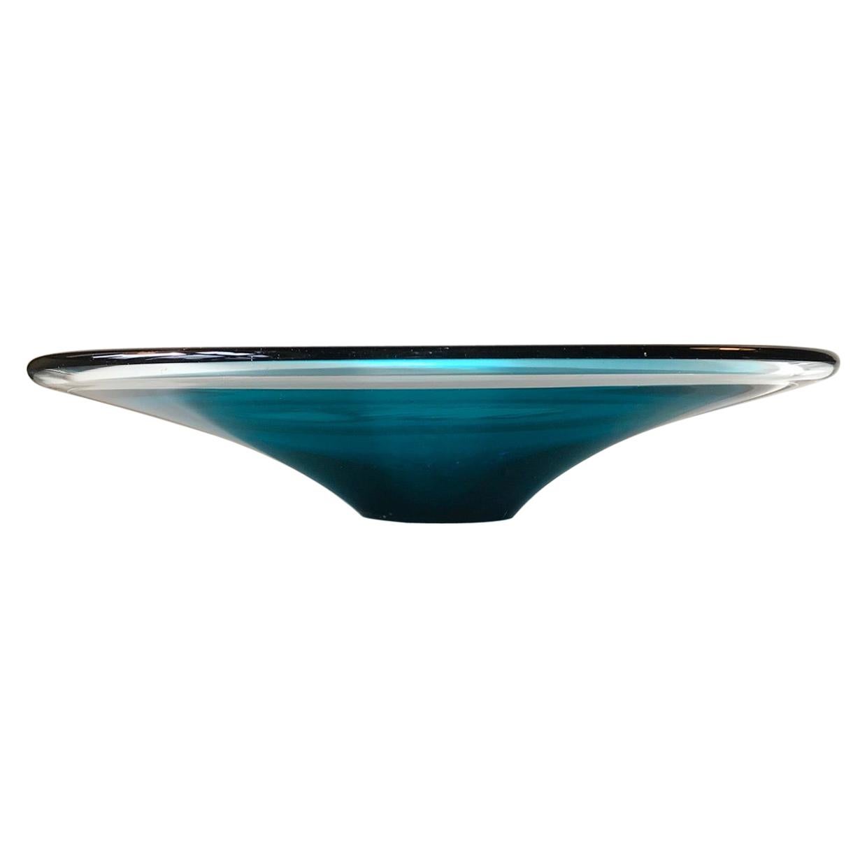 Modernist Art Glass Dish by Willy Johansson for Hadeland, Norway, 1960s