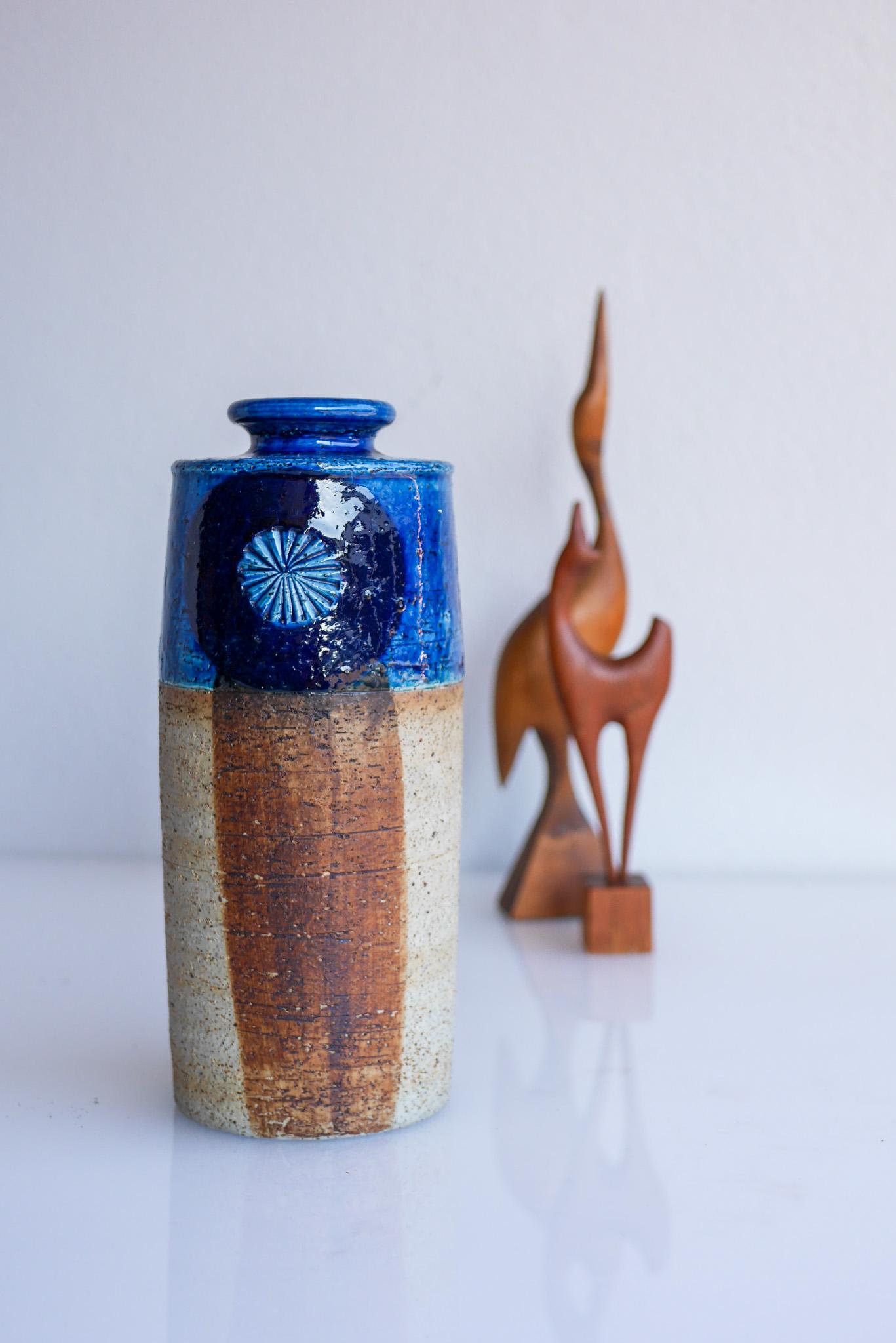 Vase en poterie d'art moderniste d'Inger Persson pour Rörstrand, Suède en vente 3