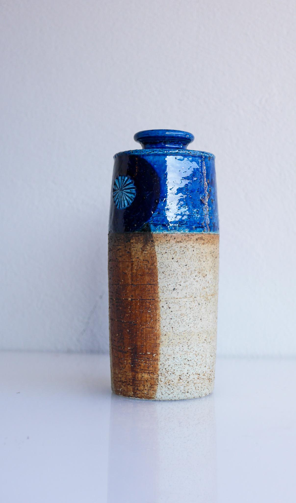 Vase en poterie d'art moderniste d'Inger Persson pour Rörstrand, Suède en vente 4