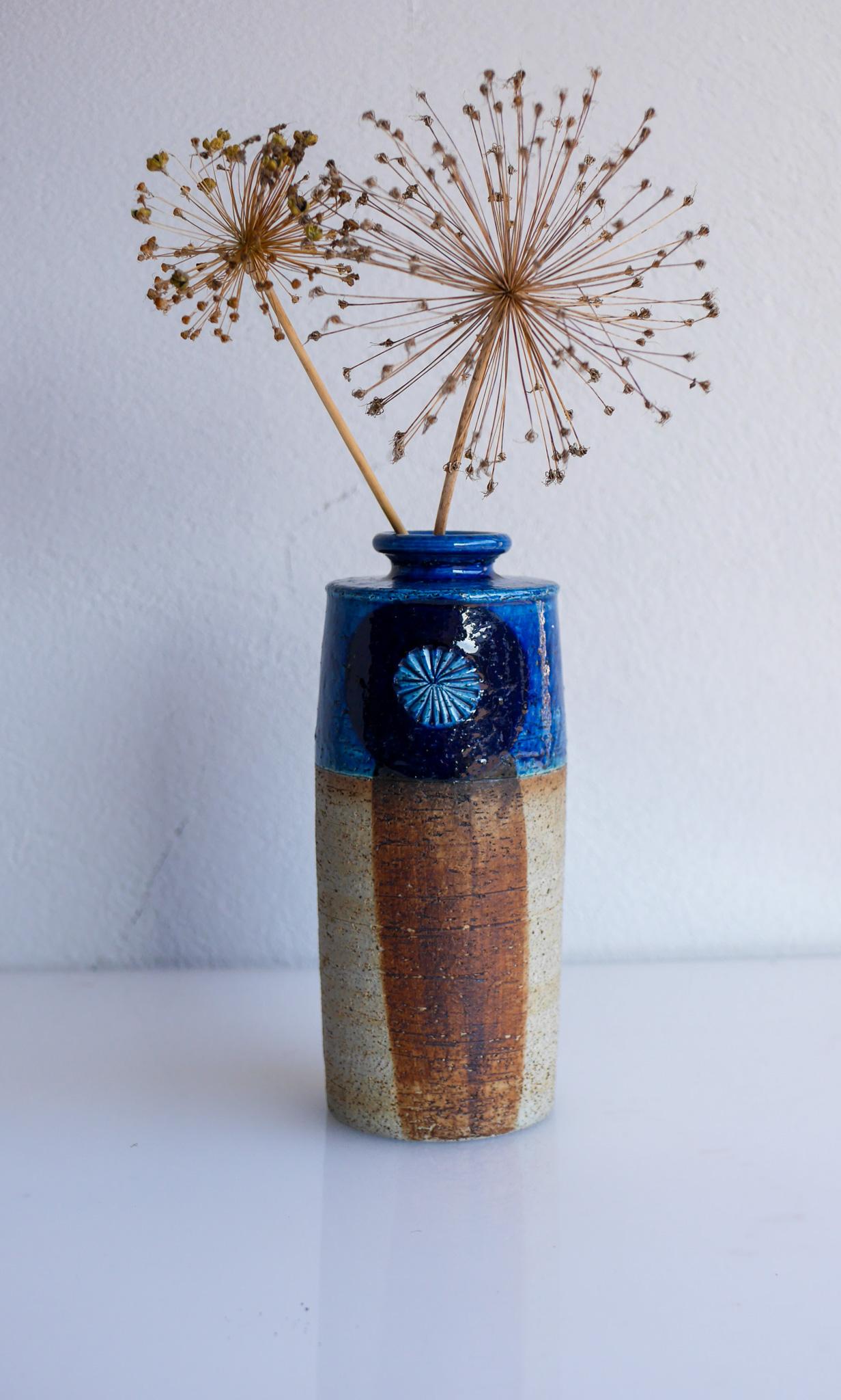 Vase en poterie d'art moderniste d'Inger Persson pour Rörstrand, Suède Bon état - En vente à Skarpnäck, SE