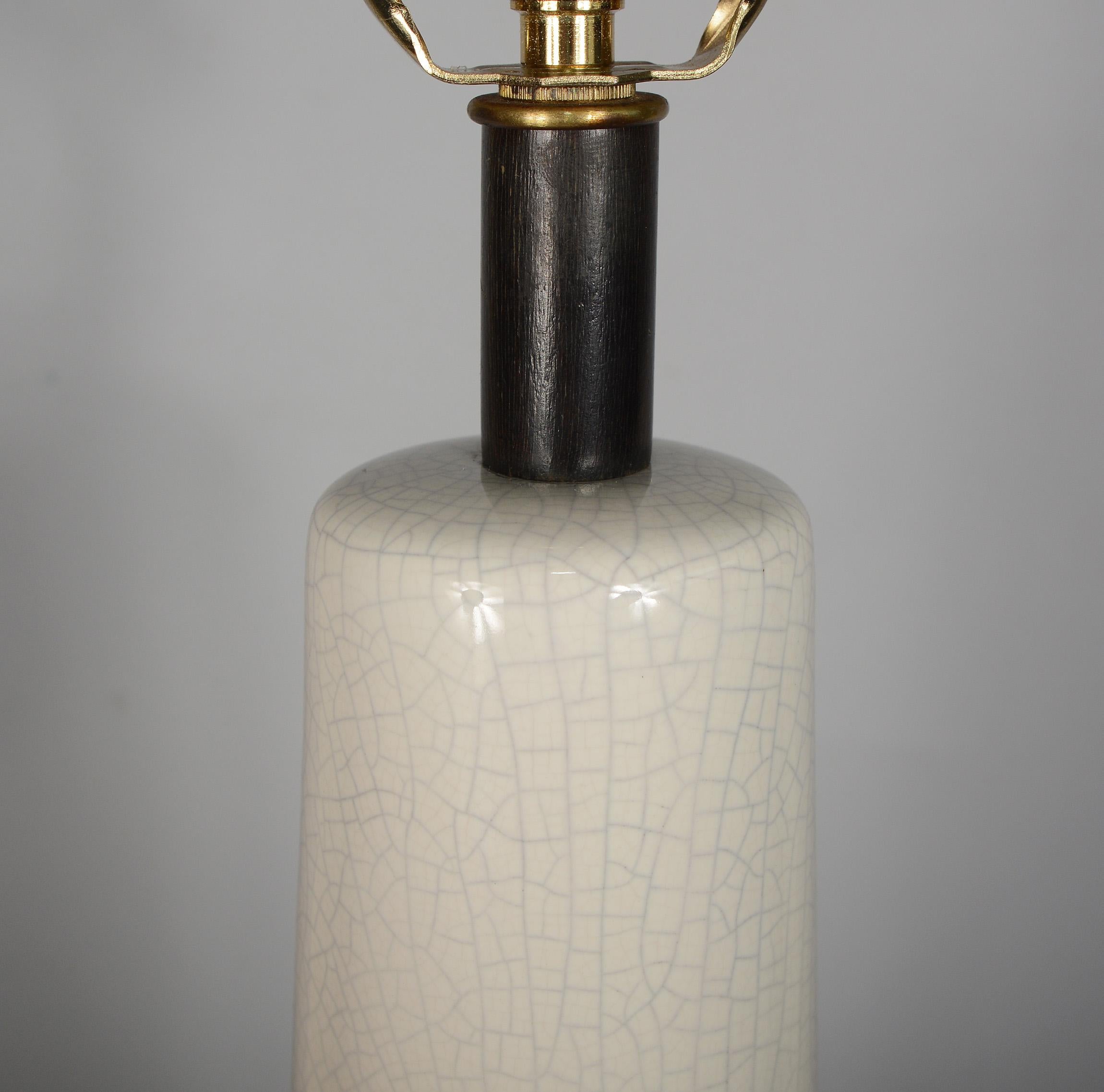 Modernist Asian Style Table Lamp with Crackle Glaze In Good Condition For Sale In San Mateo, CA
