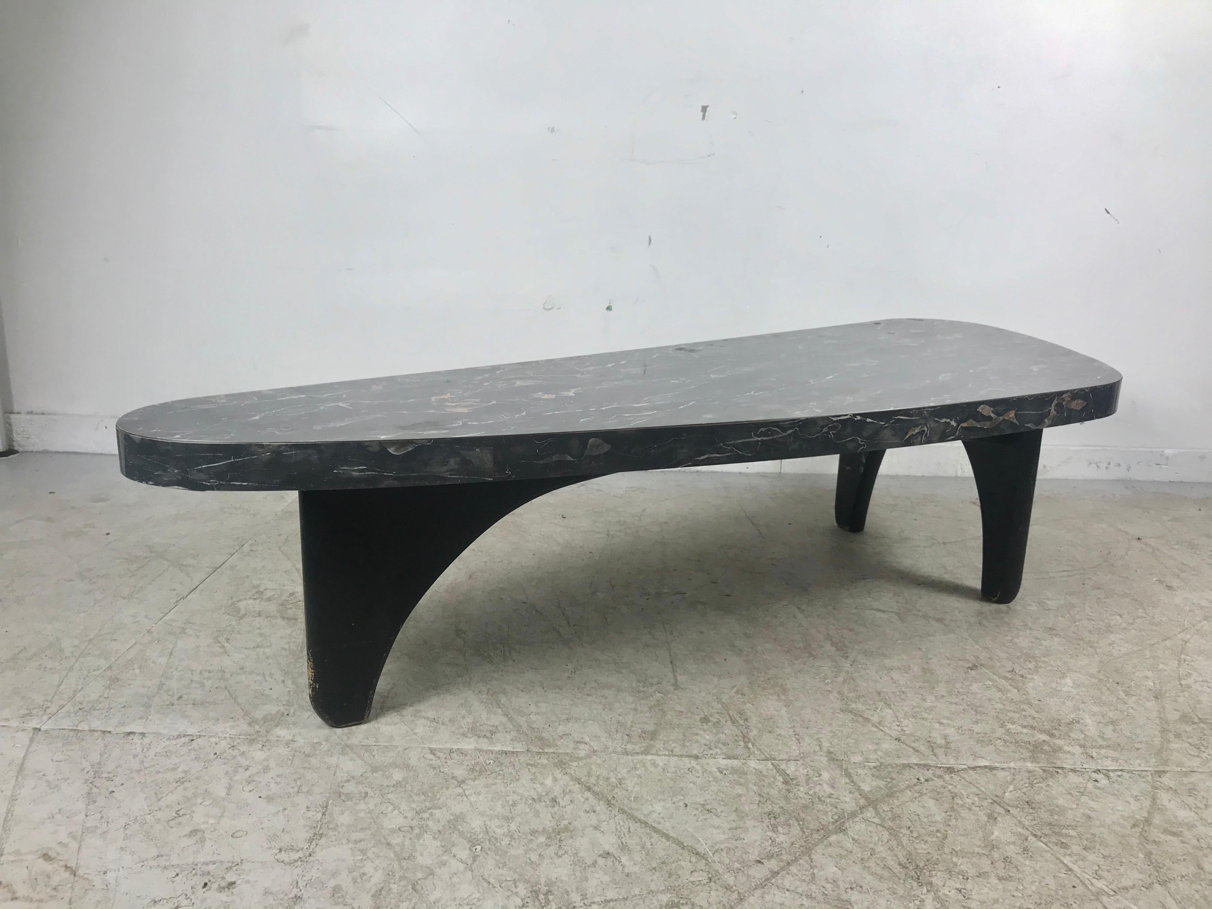 Modernist Asymmetric, Kidney Shape Cocktail Table Attributed to Adrian Pearsall In Good Condition In Buffalo, NY