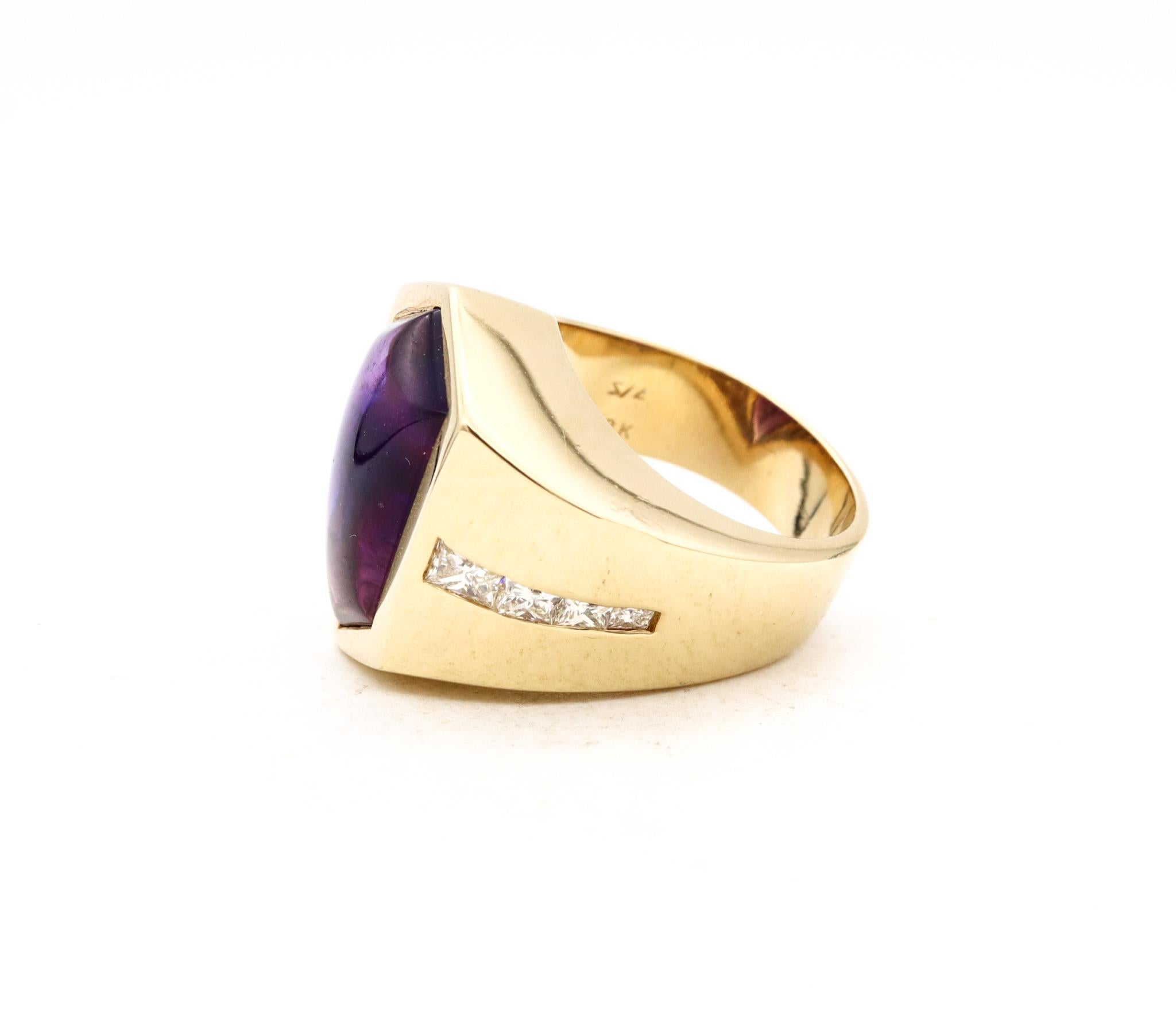 Modernist Asymmetric Ring in 18Kt Gold with 9.27 Cts in Diamonds and Amethyst For Sale 4