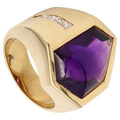 Modernist Asymmetric Ring in 18Kt Gold with 9.27 Cts in Diamonds and Amethyst