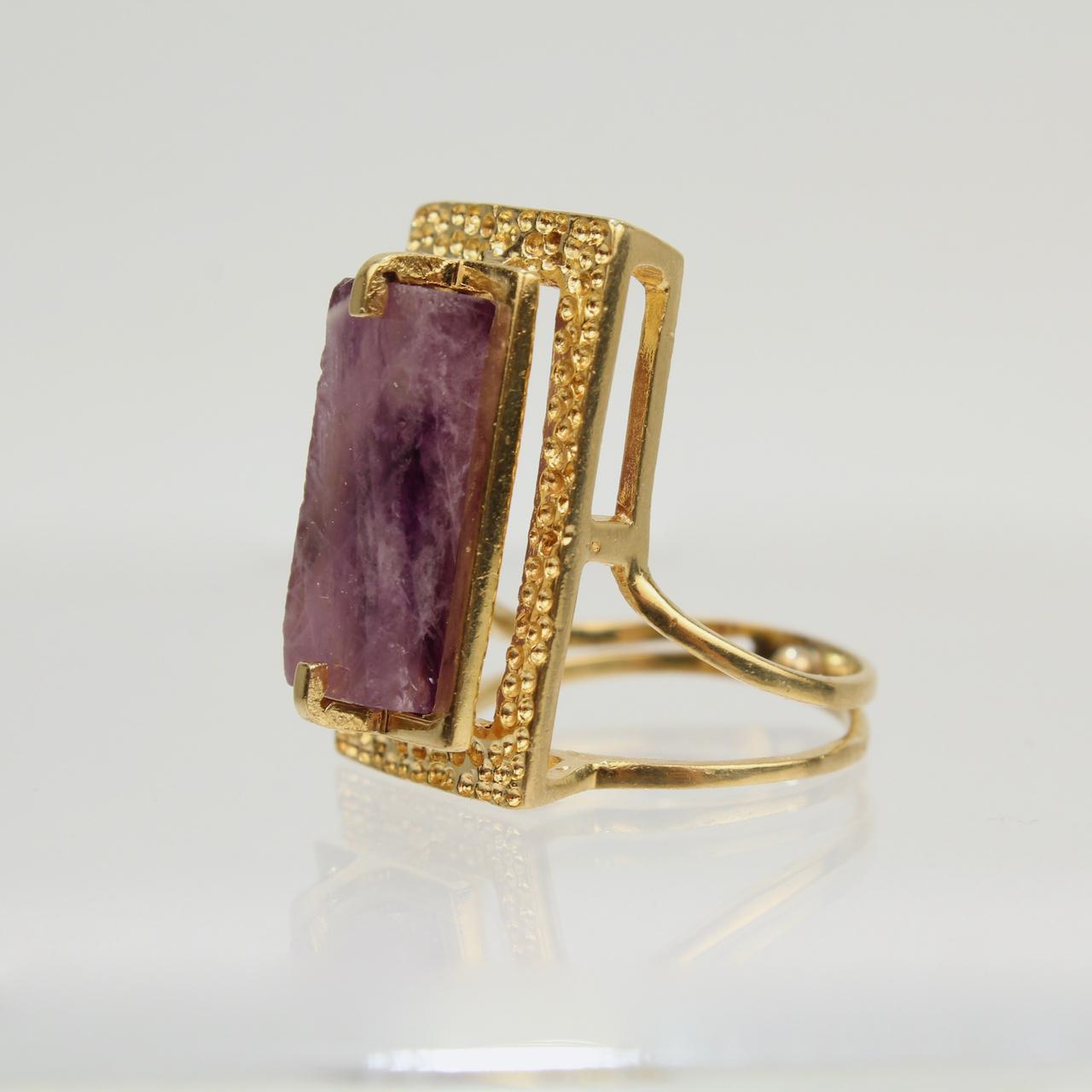 Modernist Asymmetrical 18k Gold and Rough Cut Amethyst Gemstone Cocktail Ring In Good Condition For Sale In Philadelphia, PA