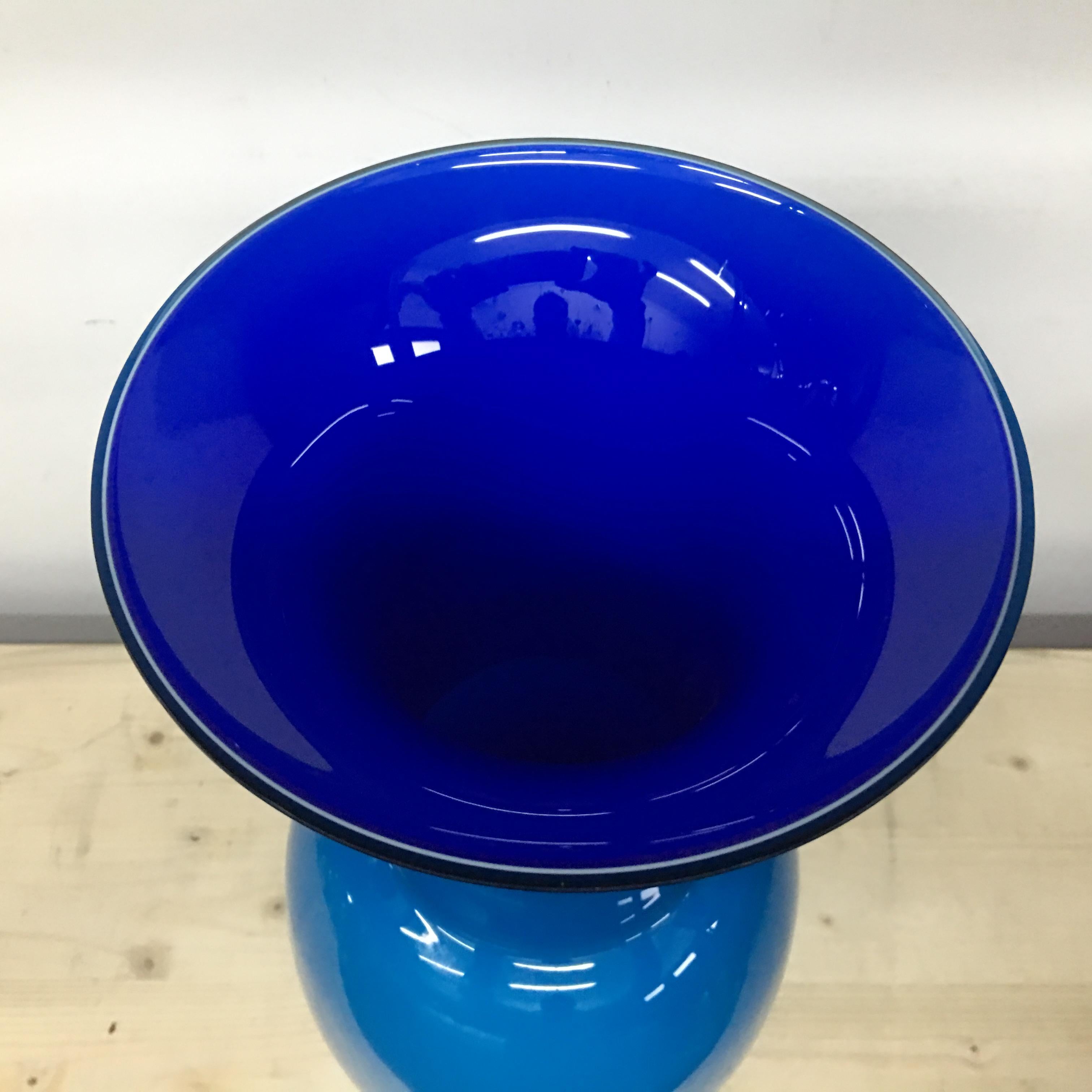 Italian Modernist Aureliano Toso blue Murano Glass Vase, Italy, 2000
