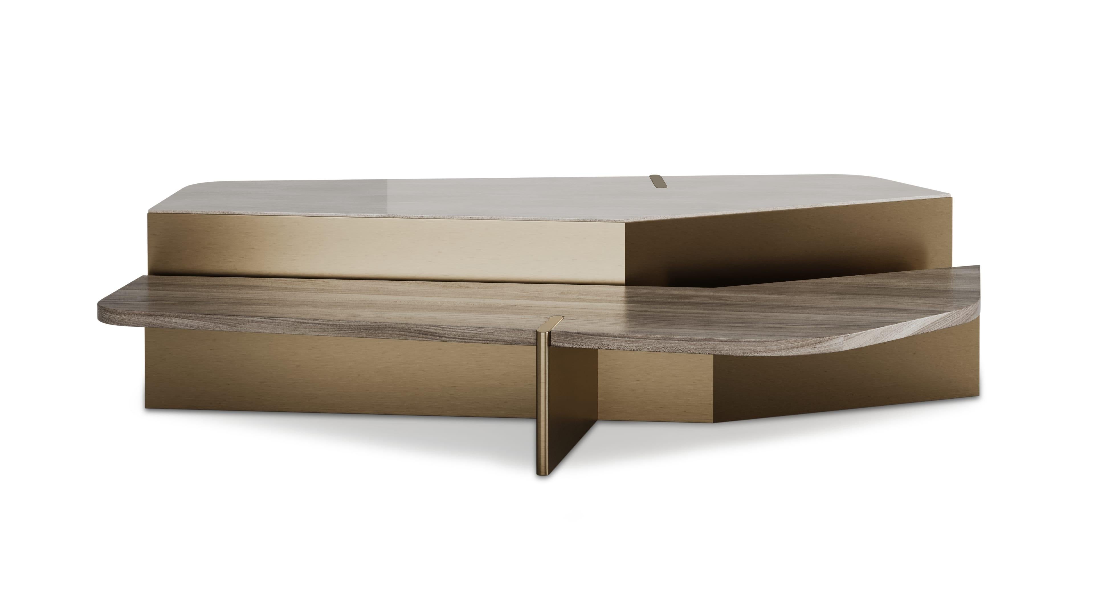 Modernist Aurora Coffee Table in Wooden, Metal and Marble Hecho a mano en venta
