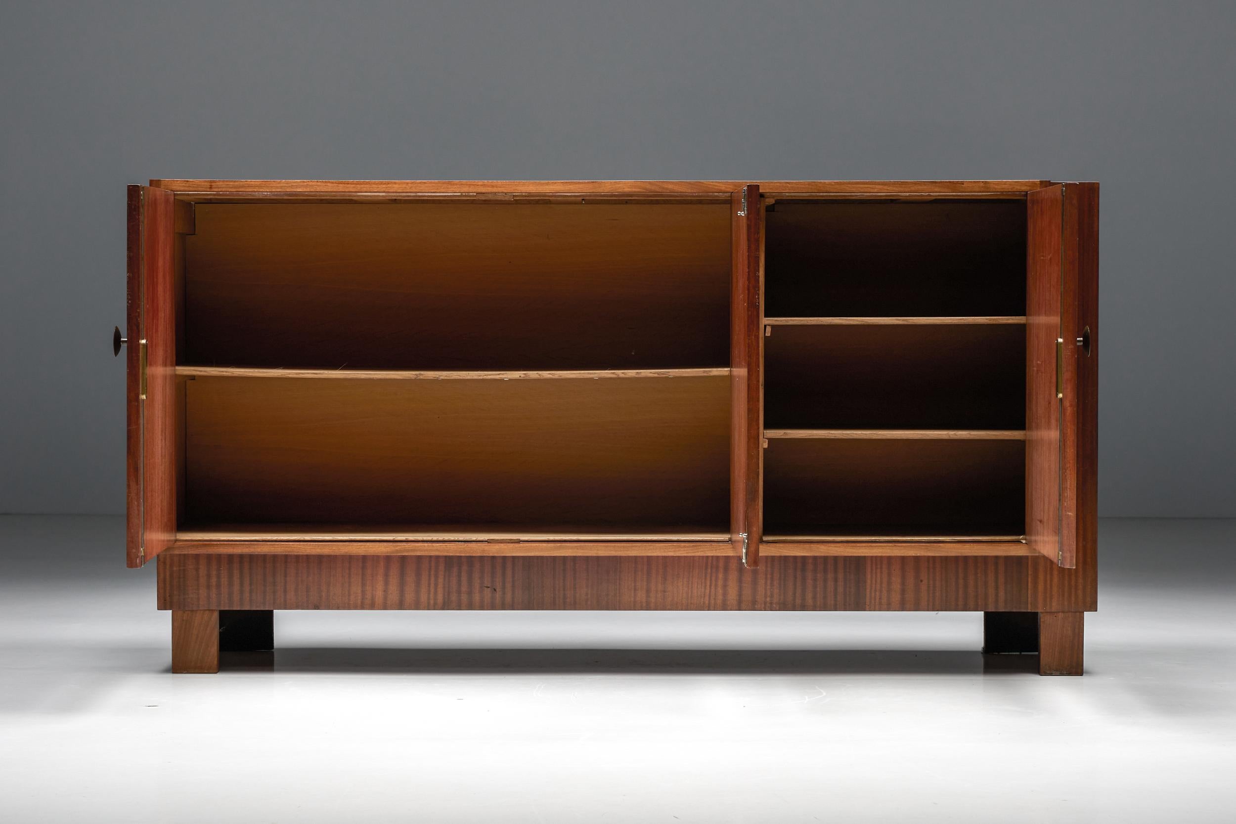 Modernist Avant-Garde Sideboard by John Van Zeeland, Belgium, 1933 In Excellent Condition For Sale In Antwerp, BE