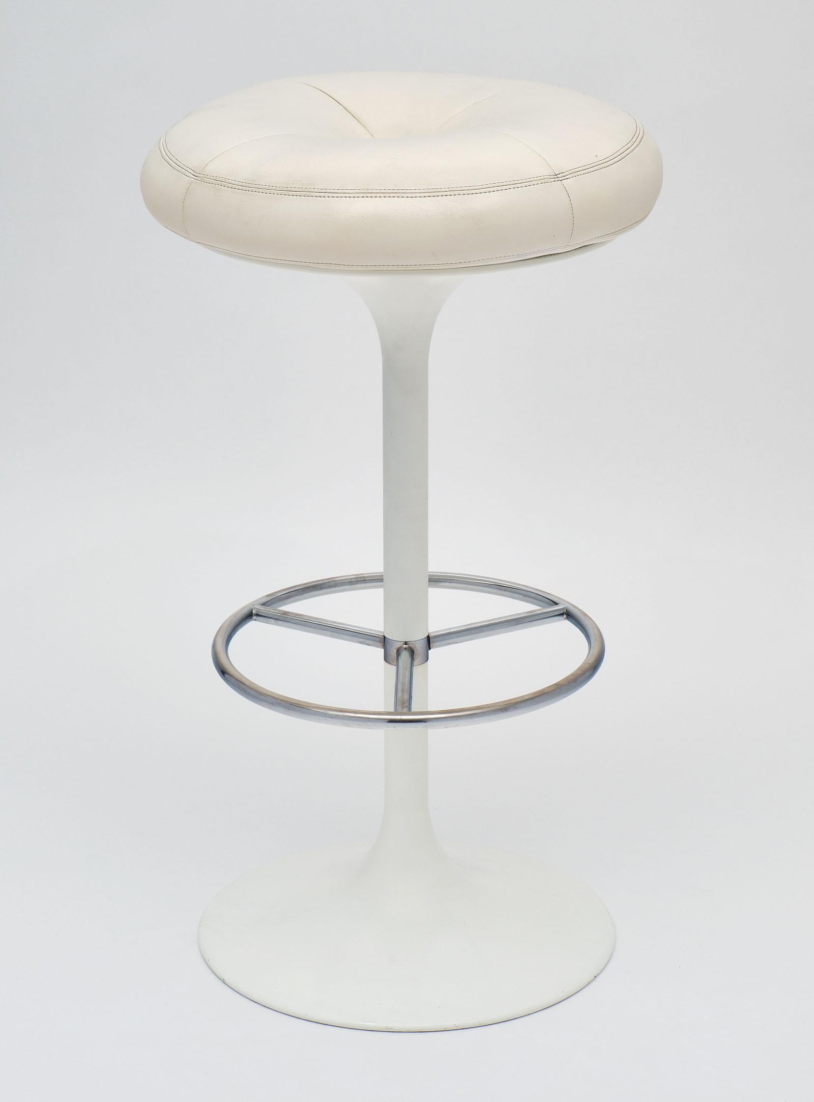 Modernist Bar Stools by Bröderna Johanson In Good Condition In Austin, TX