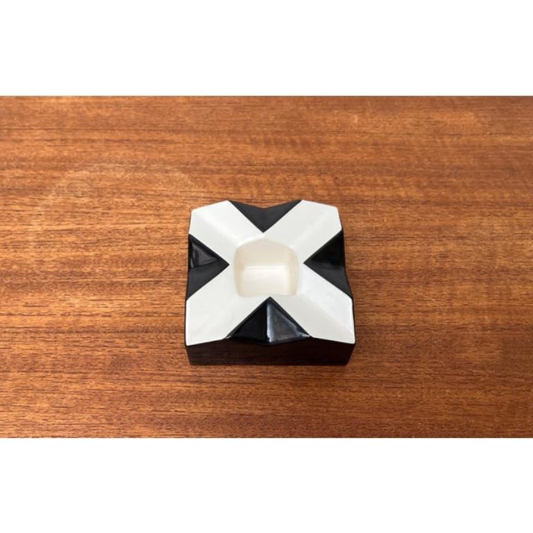 Cenicero de cerámica checo modernista Bauhaus Repro de Vlastislav Hofman siglo XX en venta