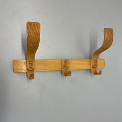 Elemento de perchero con gancho para armario modernista Bauhaus de Bruno Paul, Alemania, años 30