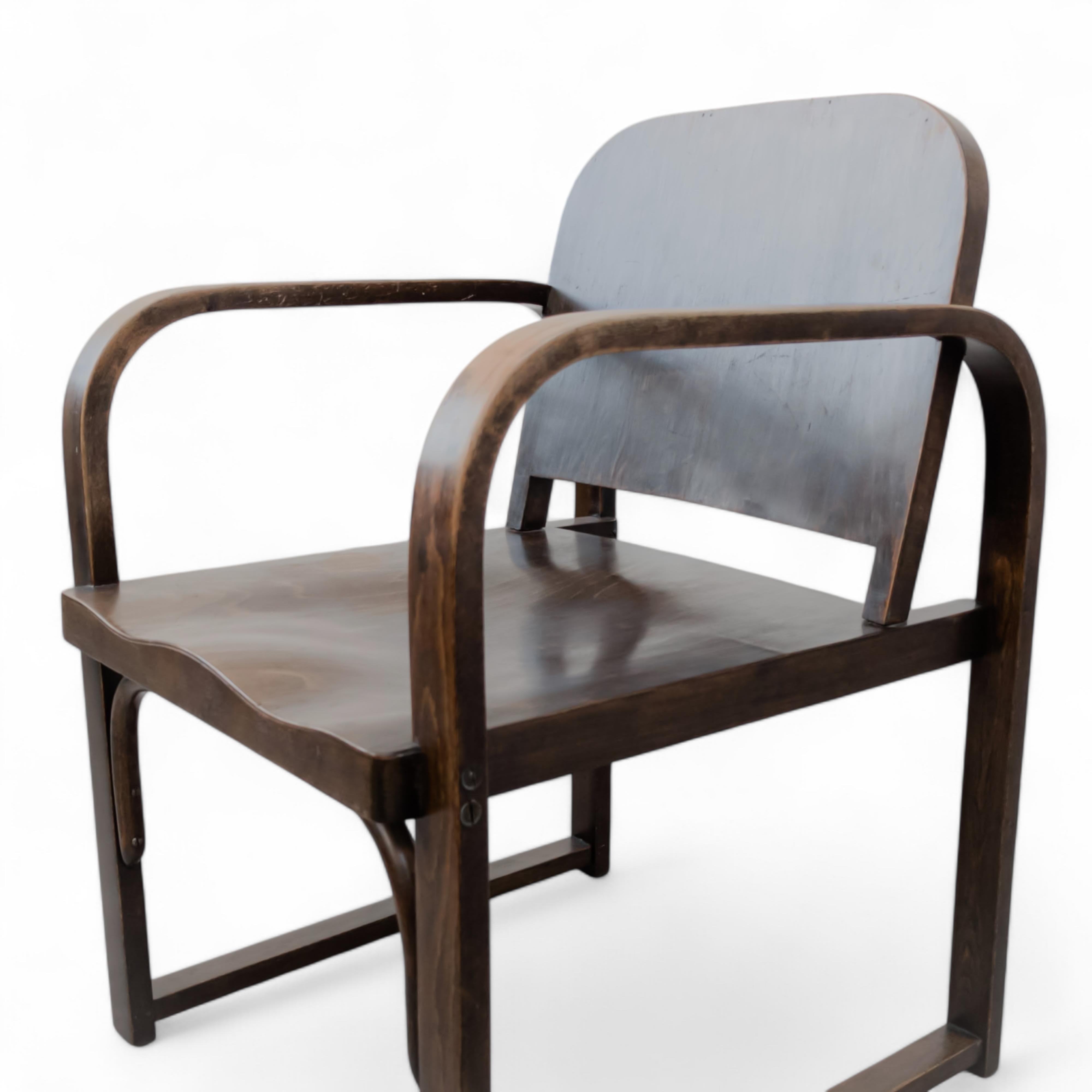 Sillón modernista de madera curvada Thonet A 745 F, años 30 Haya en venta