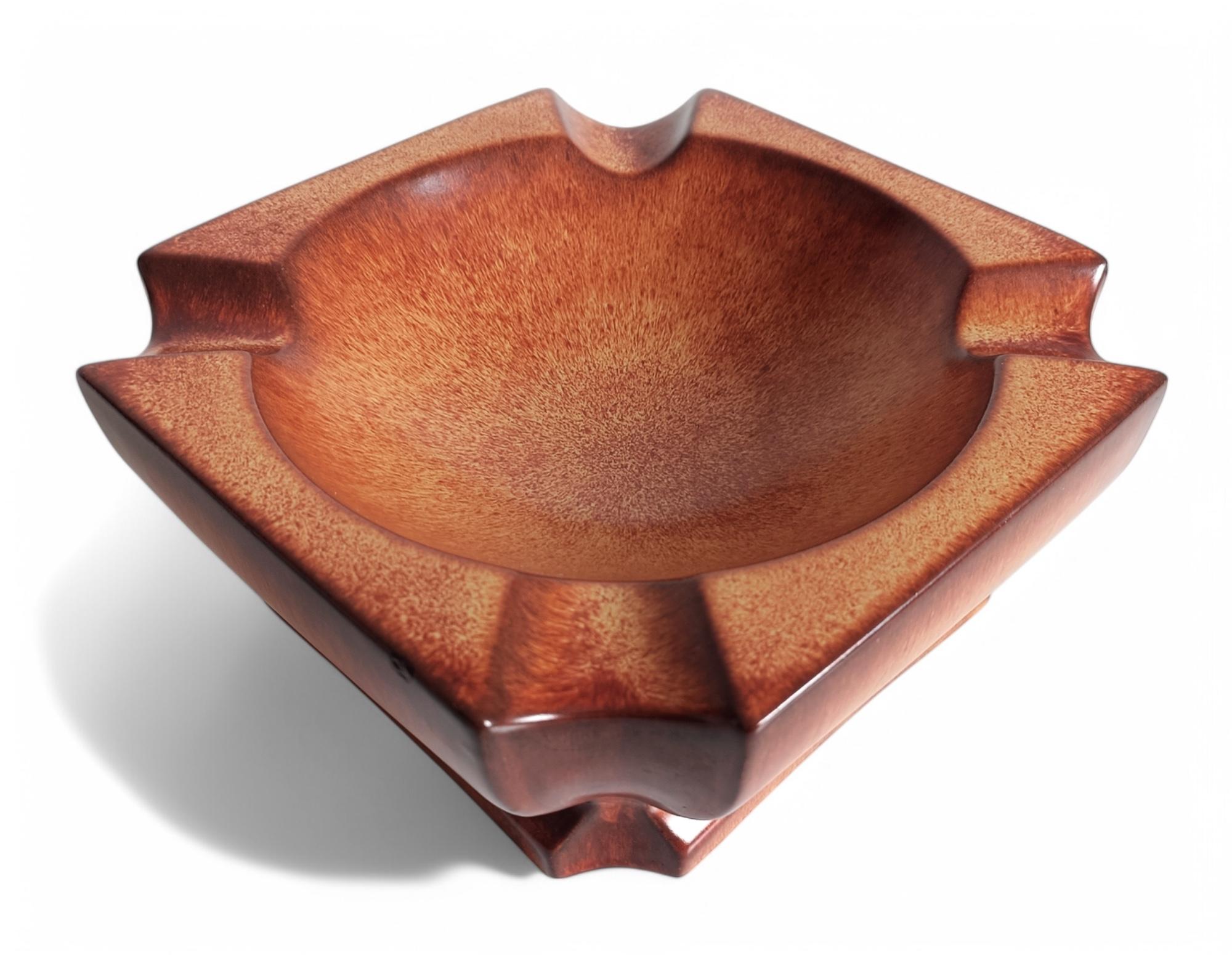 Centrotavola portacenere in ceramica di grandi dimensioni di Bertoncello by Roberto Rigon, 1960 in vendita 1