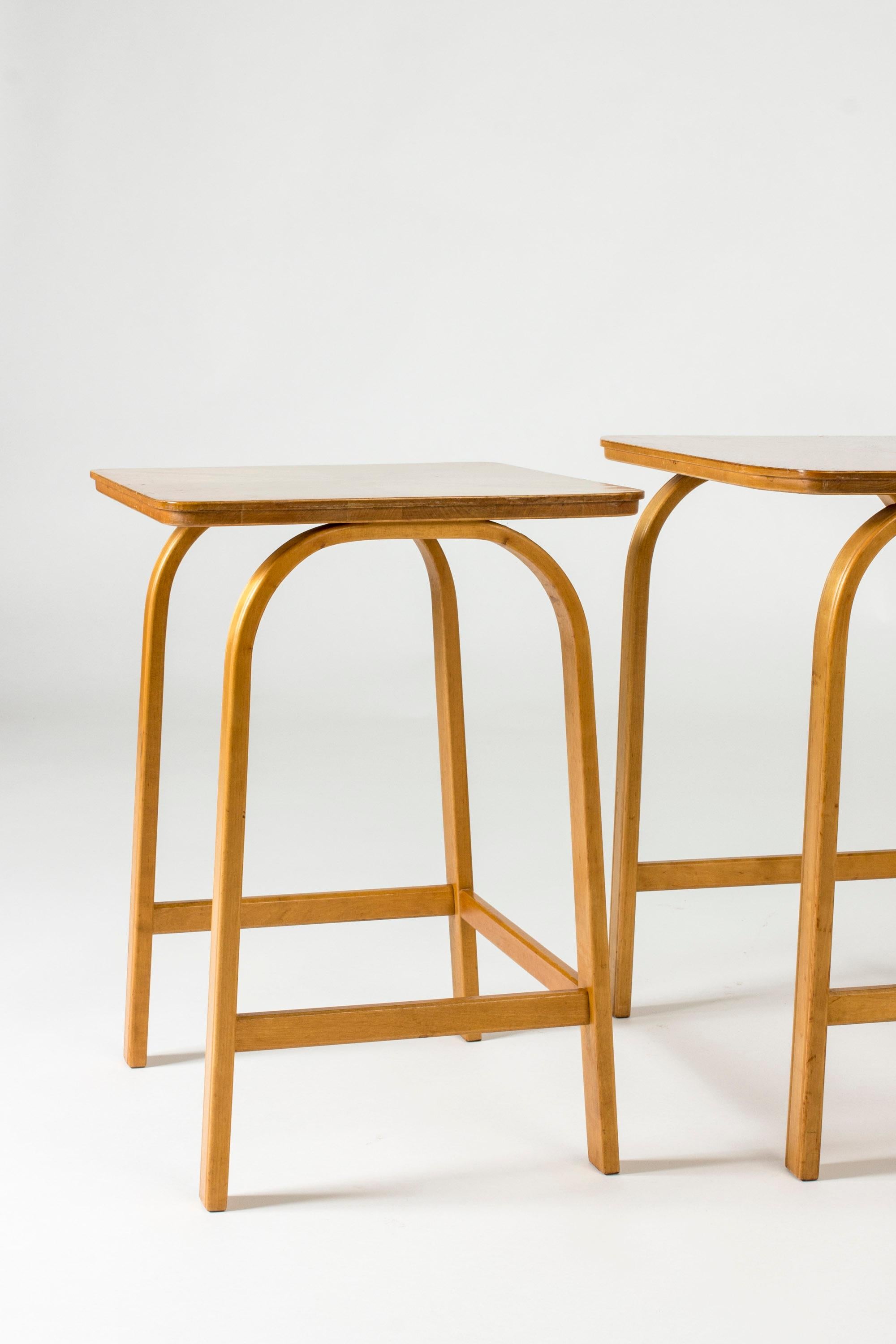Modernist Birch Nesting Tables by Axel Larsson, Sweden, 1930s In Good Condition For Sale In Stockholm, SE
