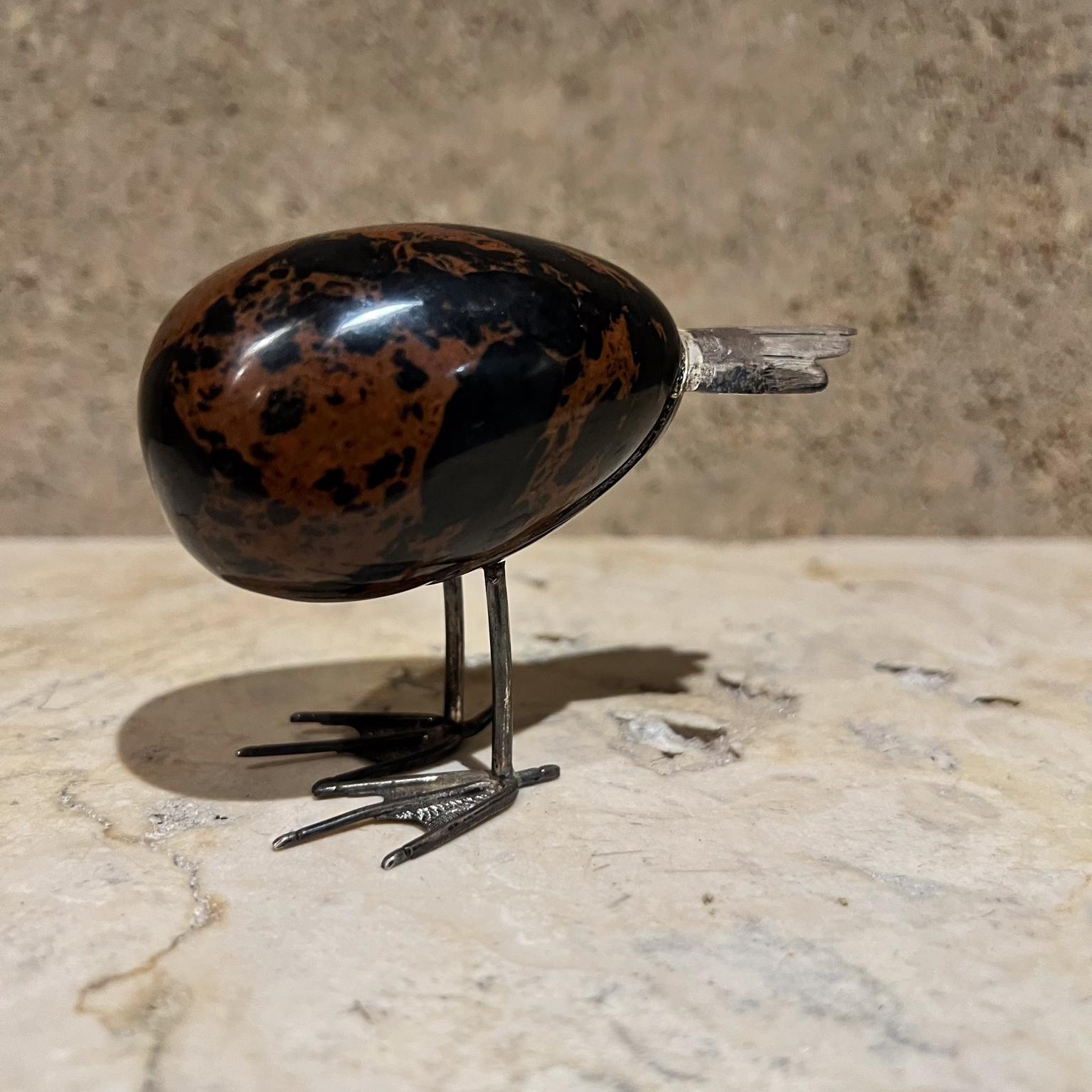 Modernist Bird Sculpture Sterling Silver and Stone
signed
2.75 h x 1.75 w x 3.75 d
Preowned original vintage condition
See all images for details