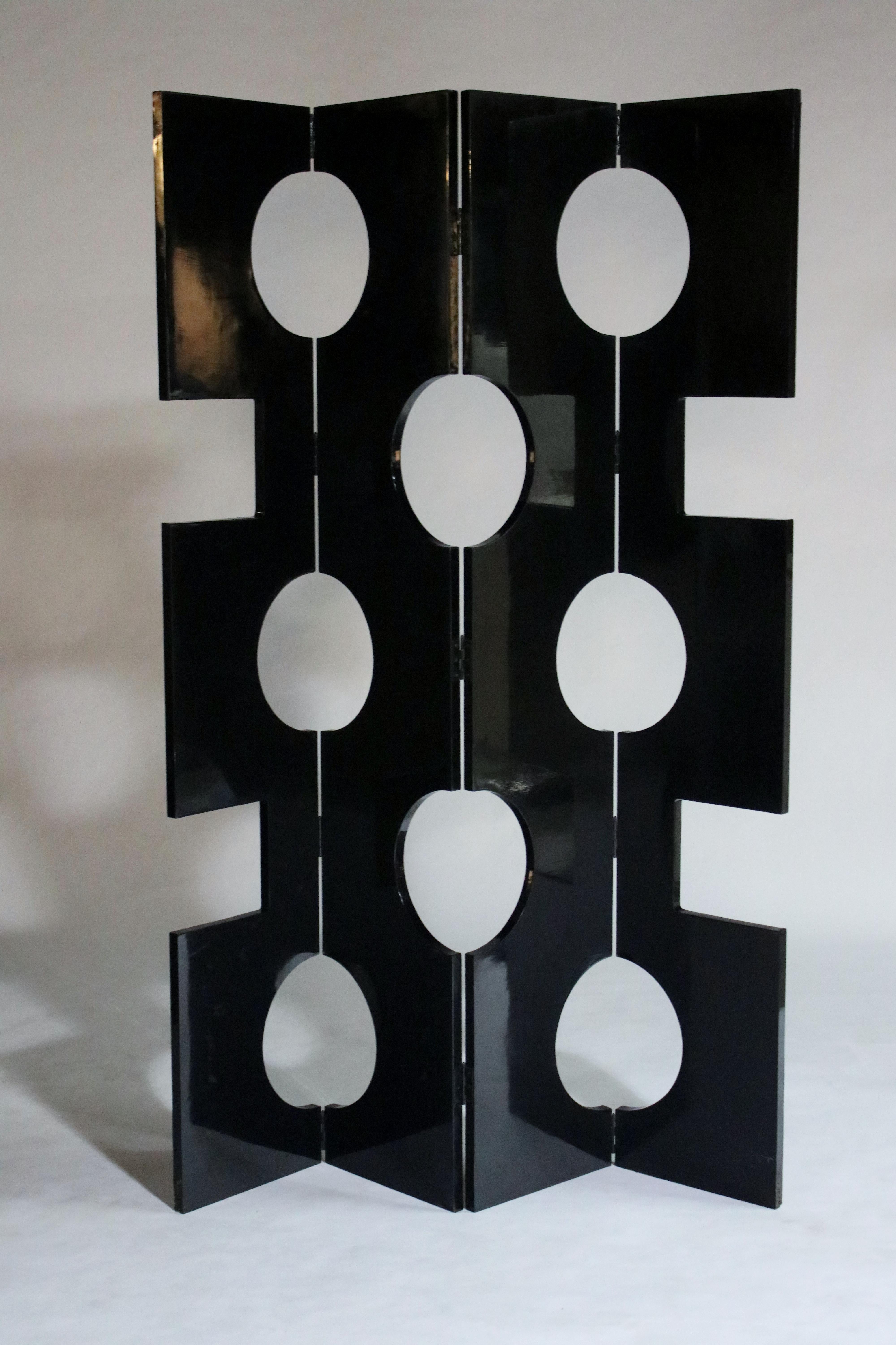 Modernist Black Lacquered Wood Room Divider (Lackiert)