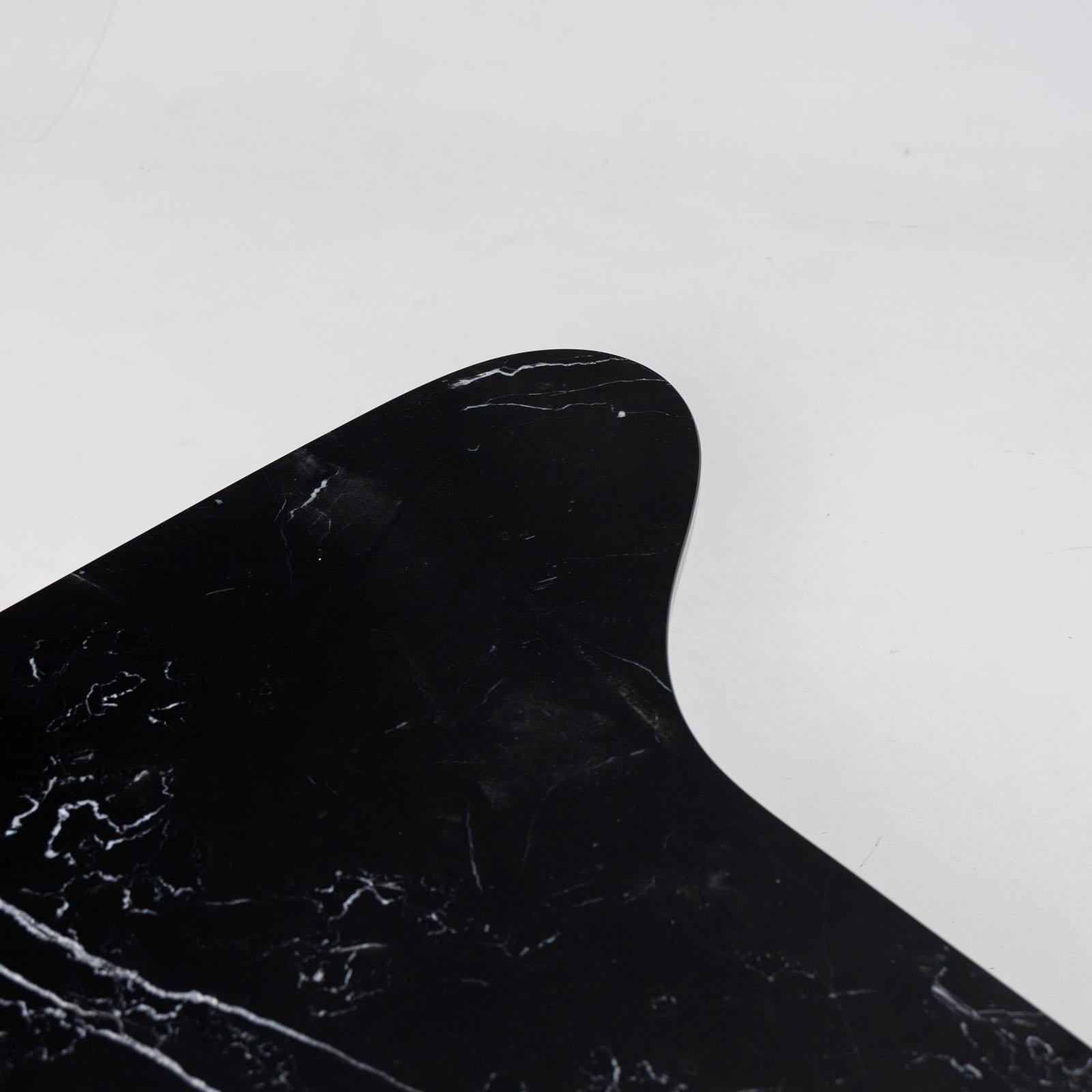 Modernist Black Marble Coffee Table , Italy 20th Century In Good Condition For Sale In New York, NY