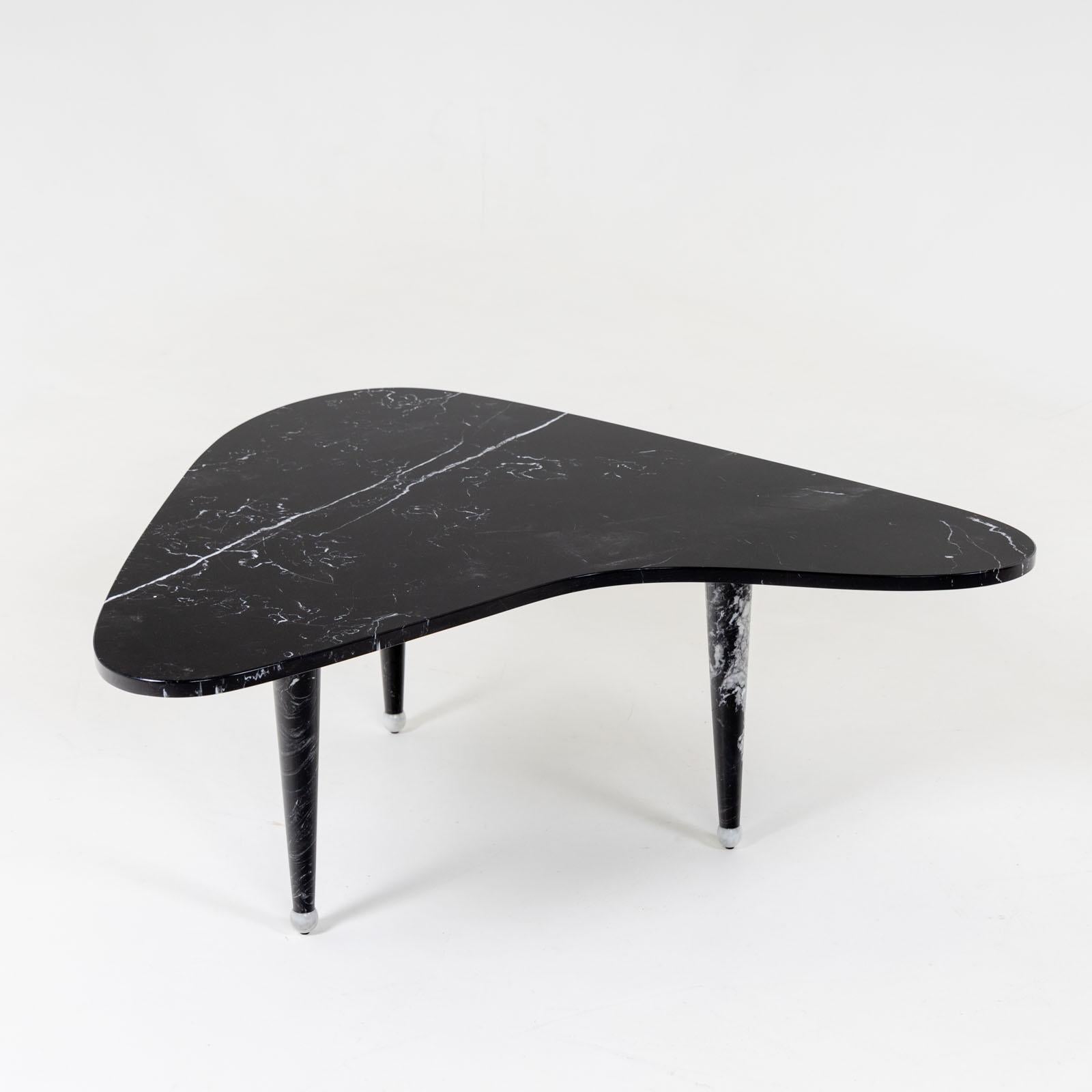 Modernist Black Marble Coffee Table , Italy 20th Century For Sale 3