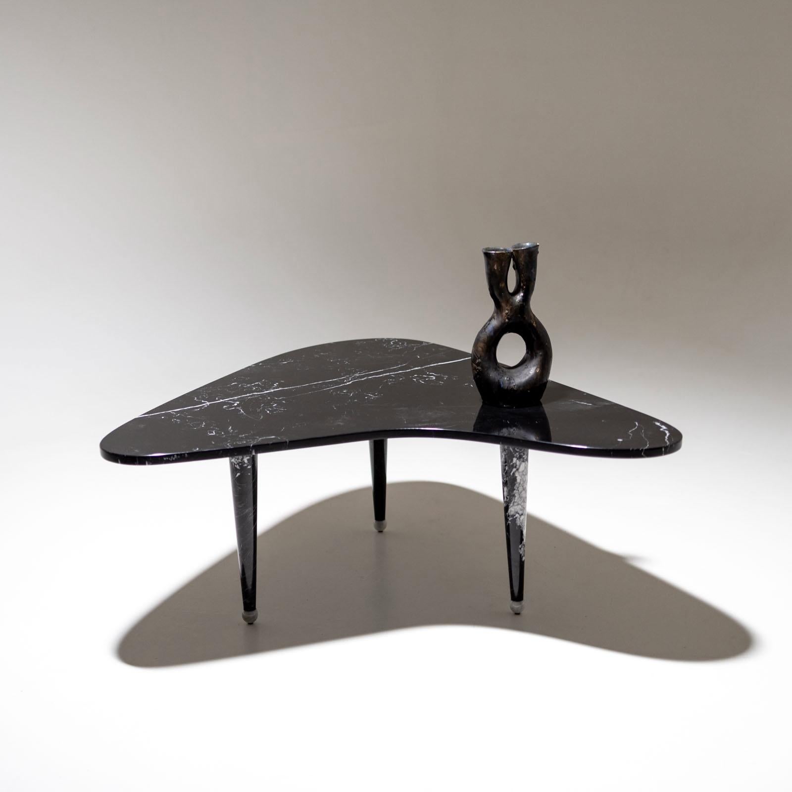 Modernist Black Marble Coffee Table , Italy 20th Century For Sale 4