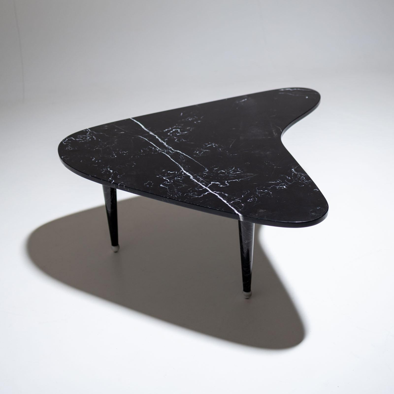 Modernist Black Marble Coffee Table , Italy 20th Century For Sale 5
