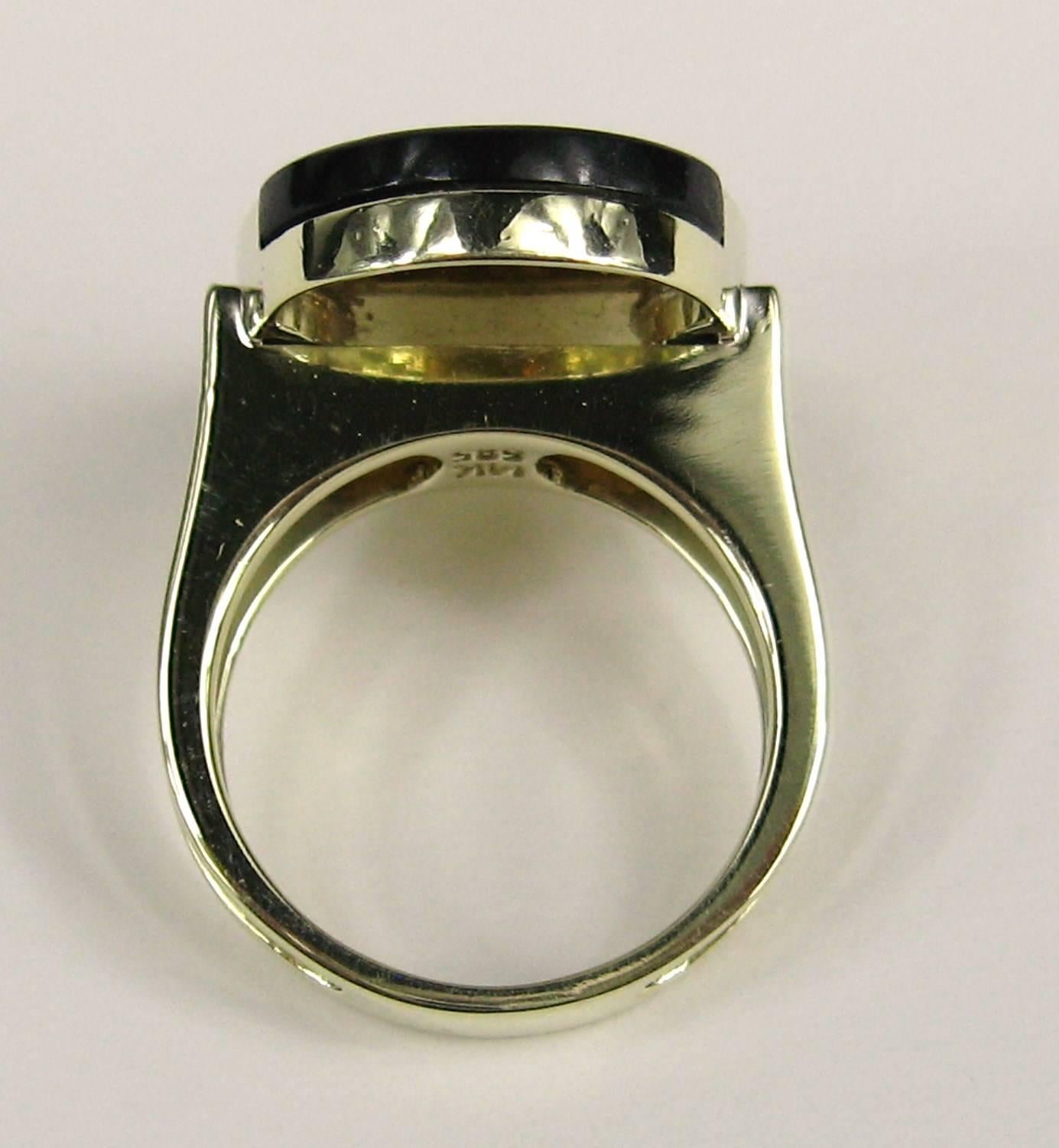 Modernist Black Onyx Diamond Ring 14 Karat In Good Condition For Sale In Wallkill, NY