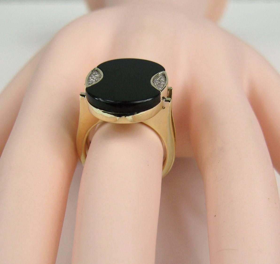 Modernist Black Onyx Diamond Ring 14 Karat For Sale 2