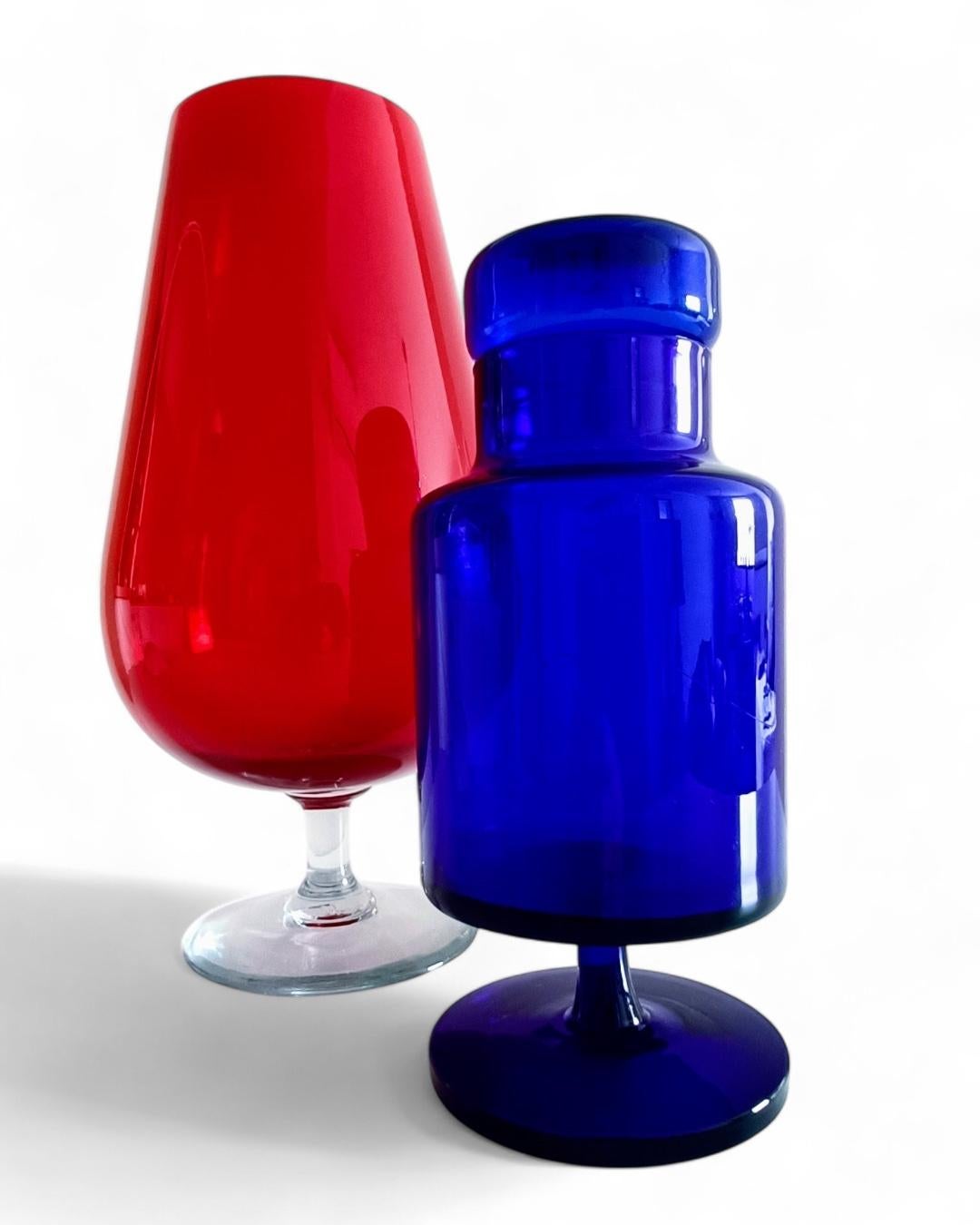 Modernist Blenko by Wayne Husted Cobalt Blue Blown-Glass Urn, USA 1950s 5