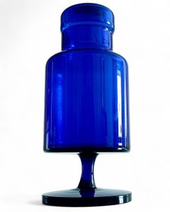 Modernist Blenko by Wayne Husted Cobalt Blue Blown-Glass Urn, USA 1950s