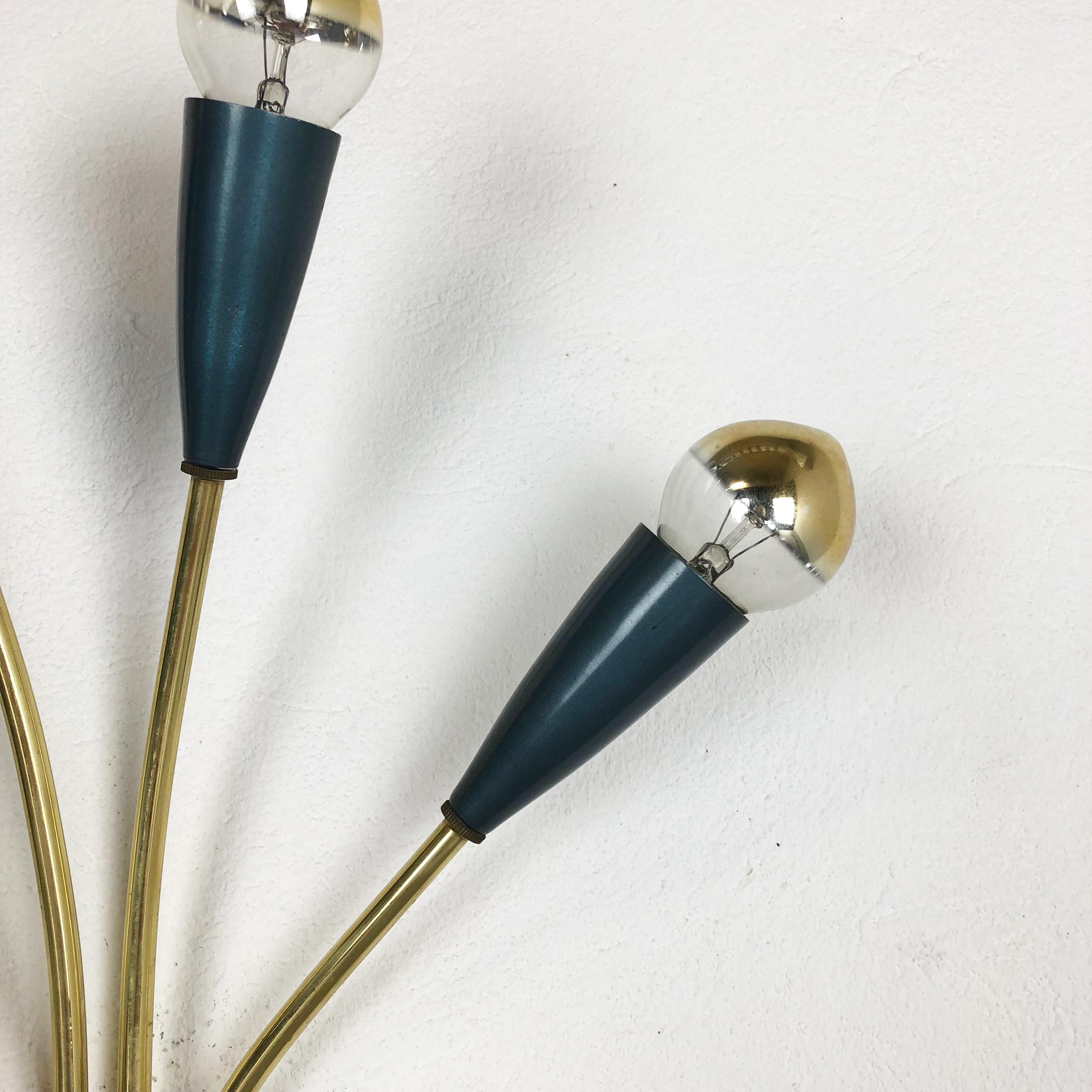 Modernist Blue and Brass Italian Theatre Wall Light Sconces, Italy, 1950s In Good Condition For Sale In Kirchlengern, DE
