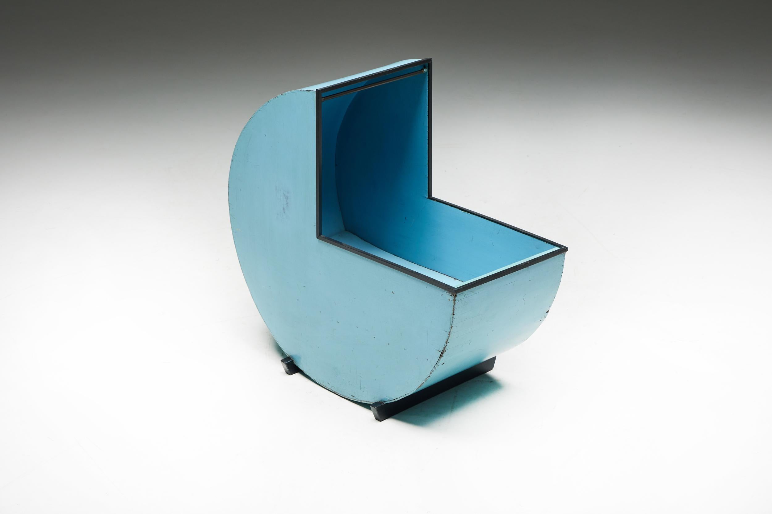 Bauhaus Modernist Blue Circular Wooden Cradle, Netherlands, 1930s For Sale