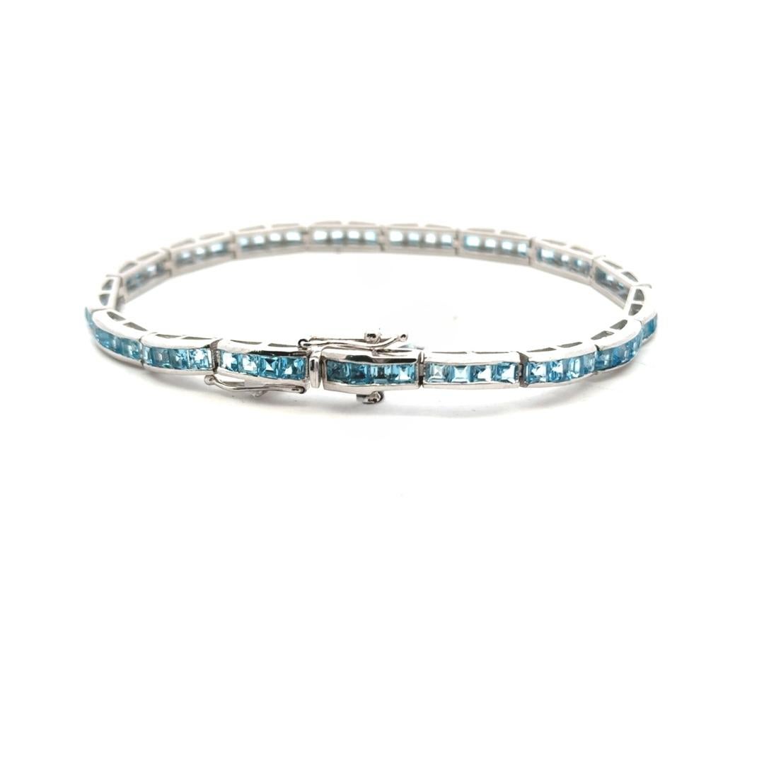 Modernistisches modernistisches Tennisarmband aus Sterlingsilber mit blauem Topas 925 für Mom Jewelry im Angebot 4