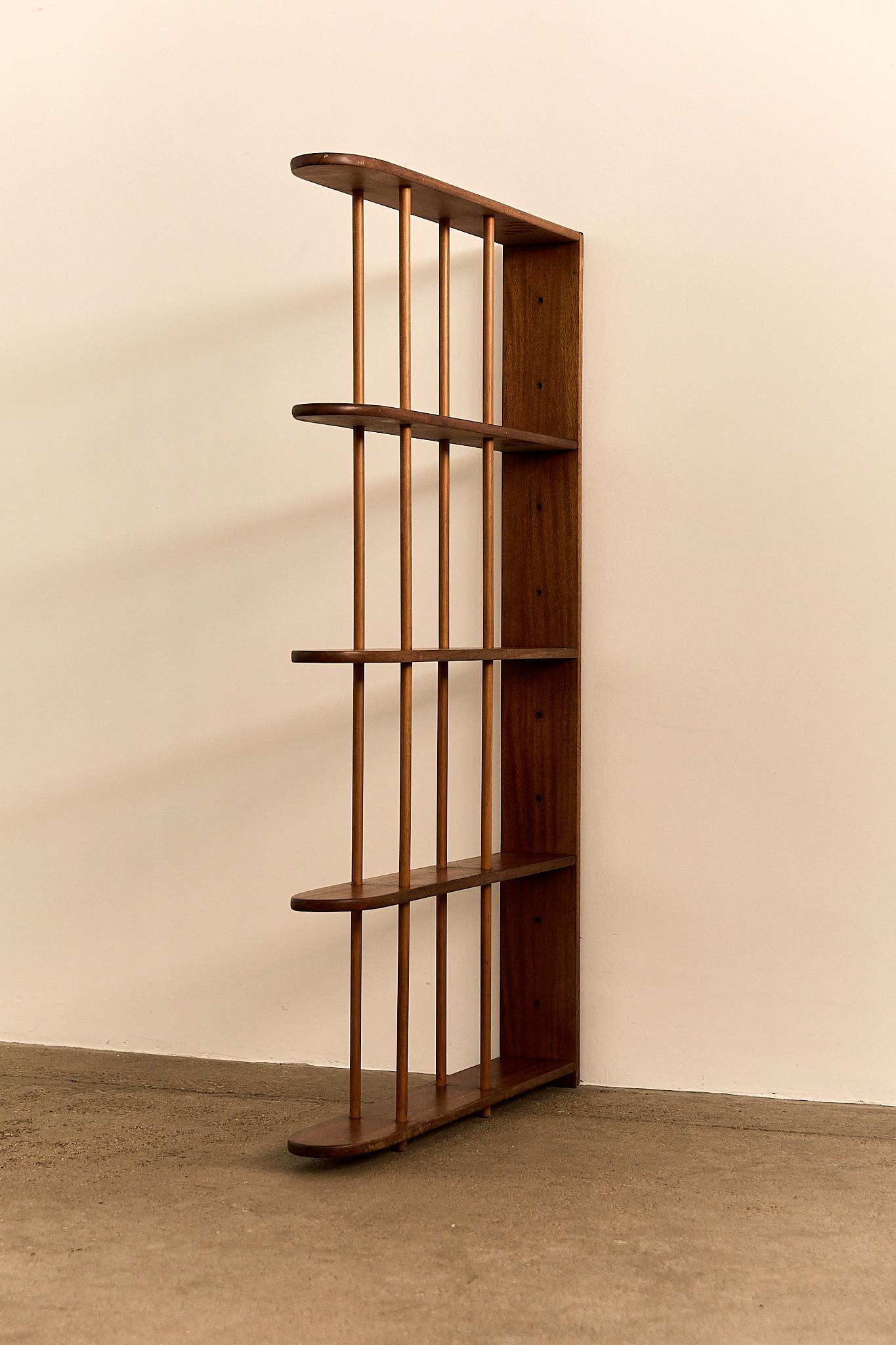 Modernist Bookcase en Excelente estado para la venta en London, GB