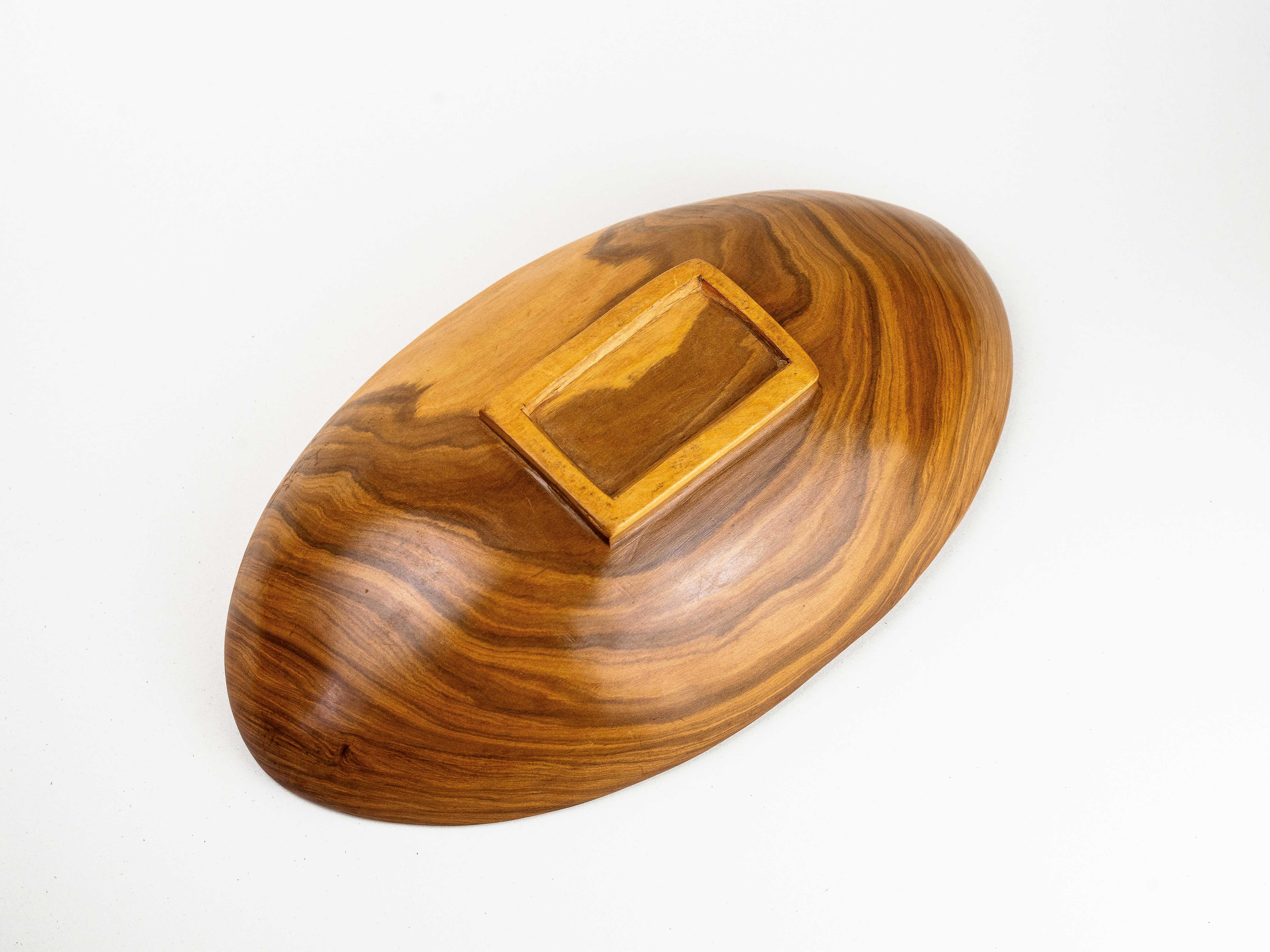 Cuenco modernista en madera de olivo, Francia Años 60 en venta 5